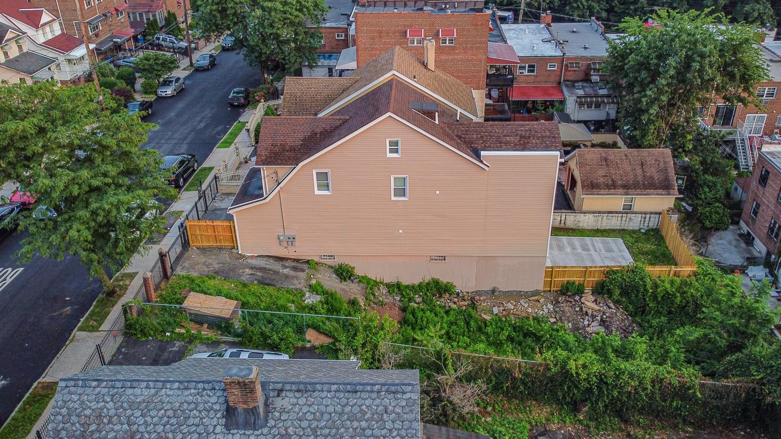 Single Family Murdock  Bronx, NY 10466, MLS-874070-27