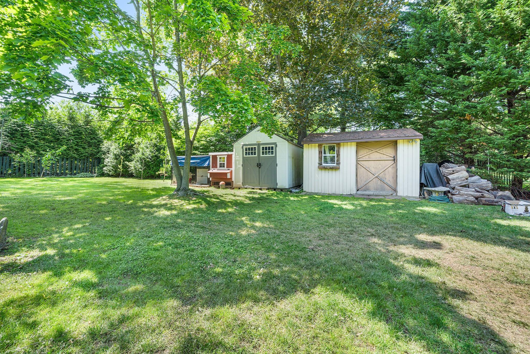 Single Family Lucille  Suffolk County, NY 11746, MLS-874083-42