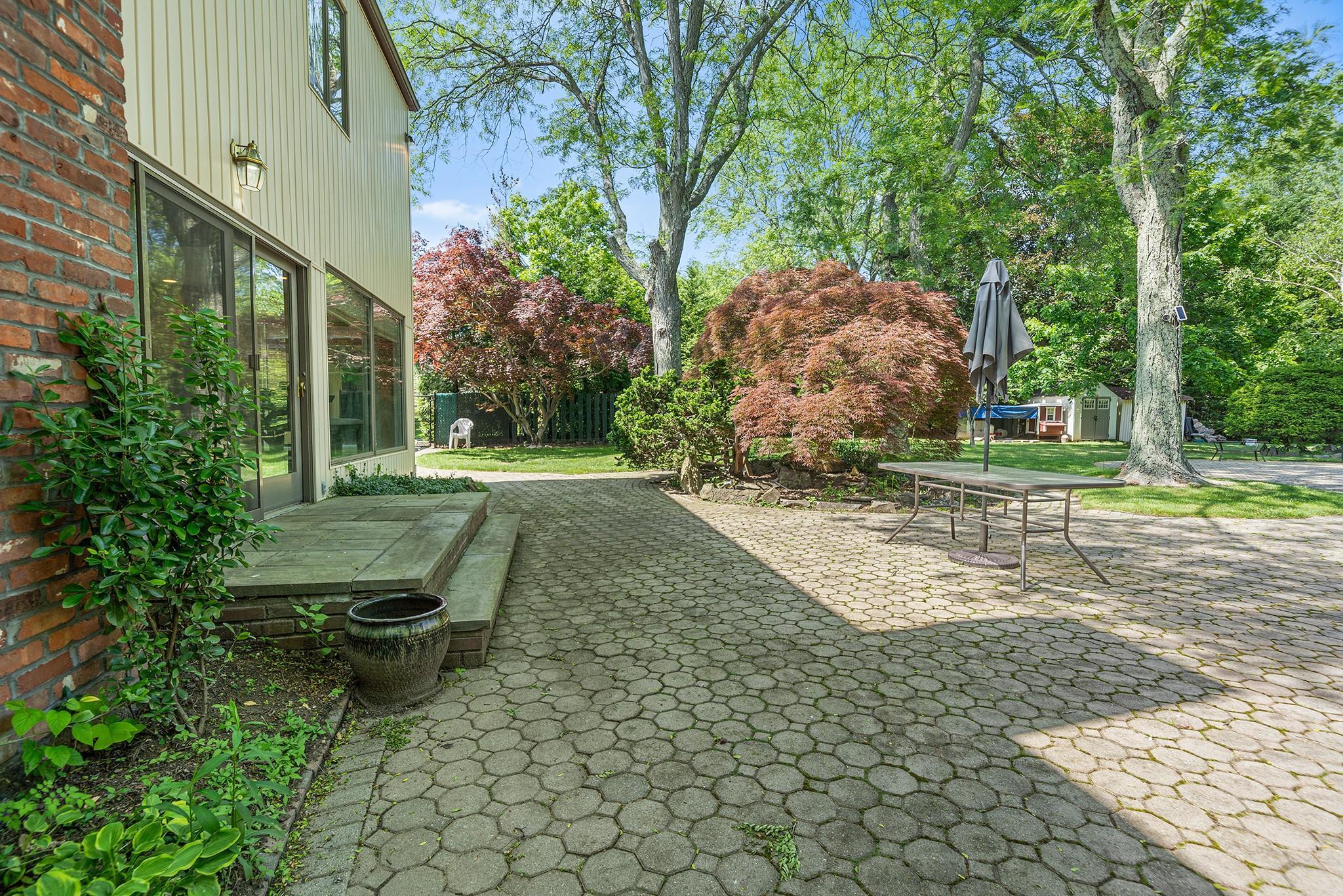 Single Family Lucille  Suffolk County, NY 11746, MLS-874083-43