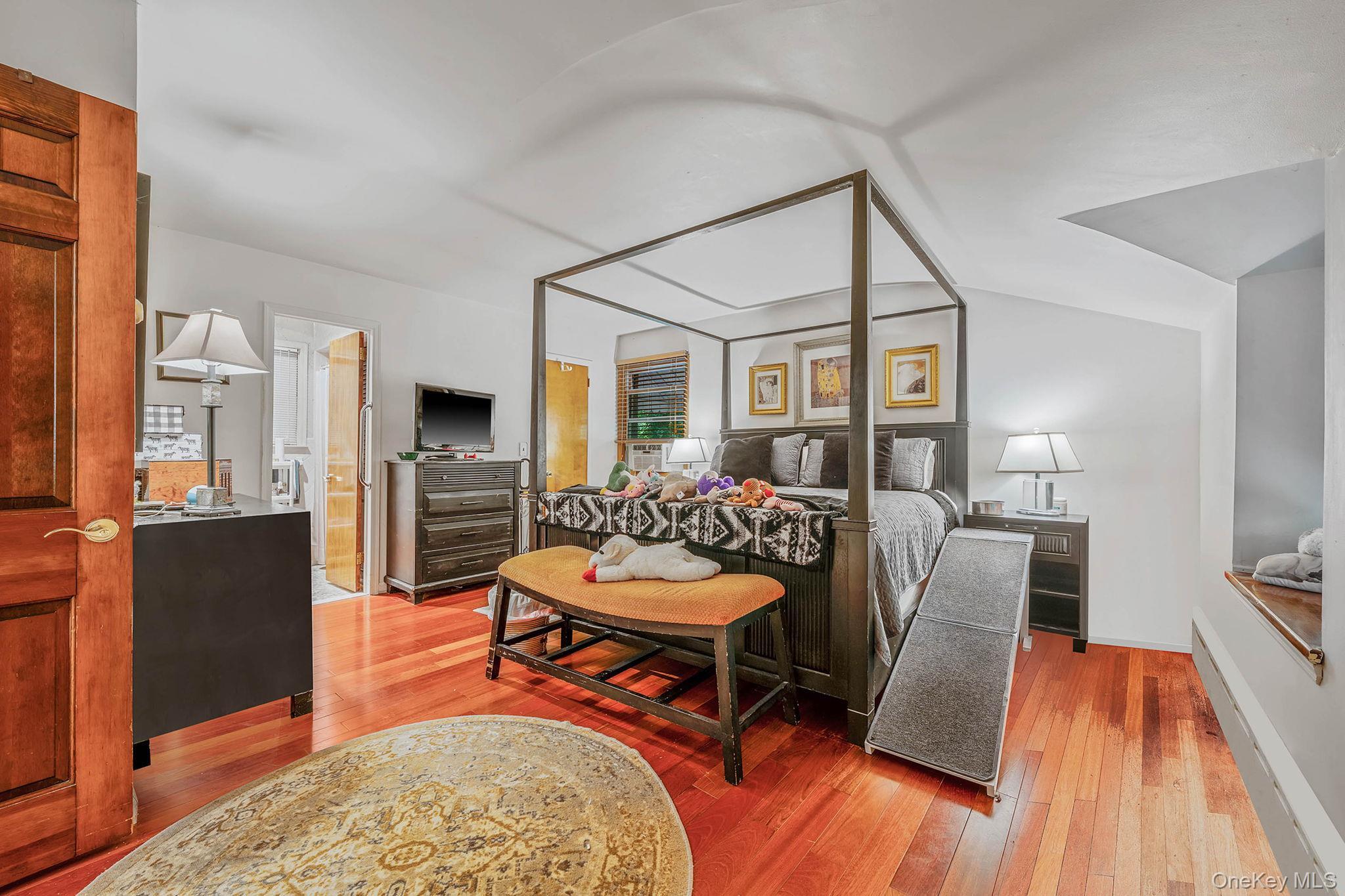 Single Family Oakwood  Suffolk County, NY 11792, MLS-874098-13