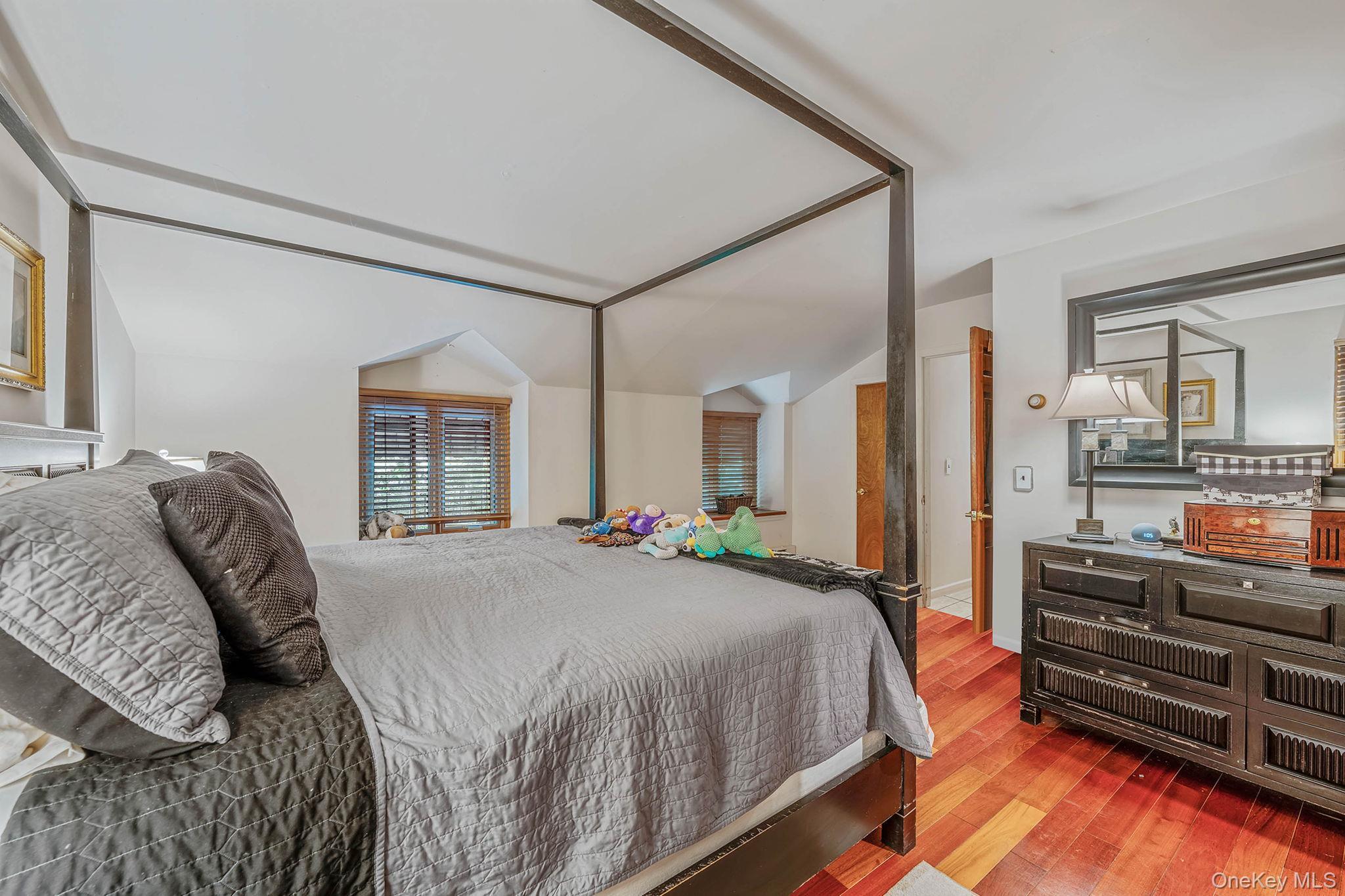 Single Family Oakwood  Suffolk County, NY 11792, MLS-874098-14