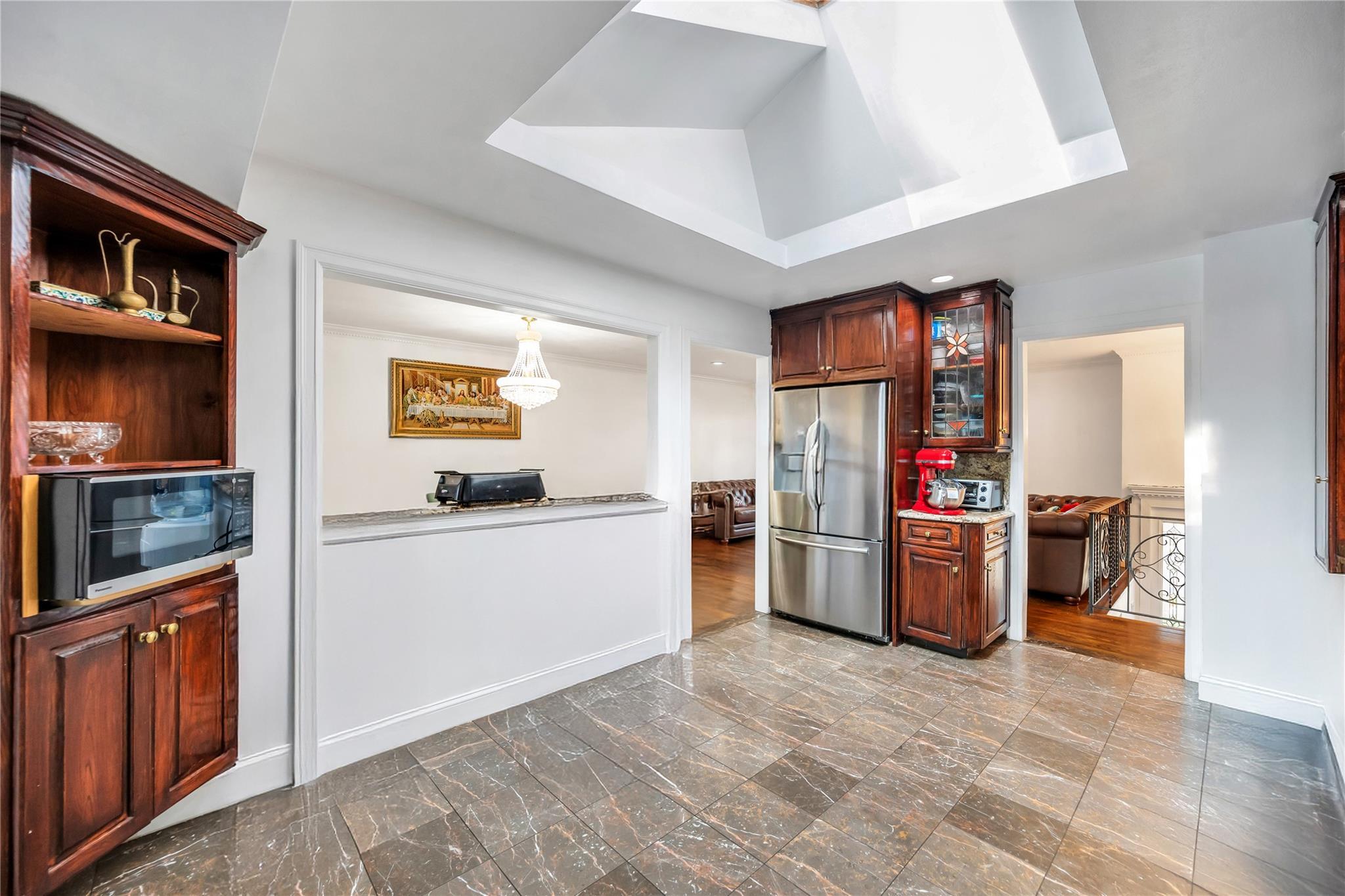 Single Family Fairway  Nassau County, NY 11804, MLS-874102-10
