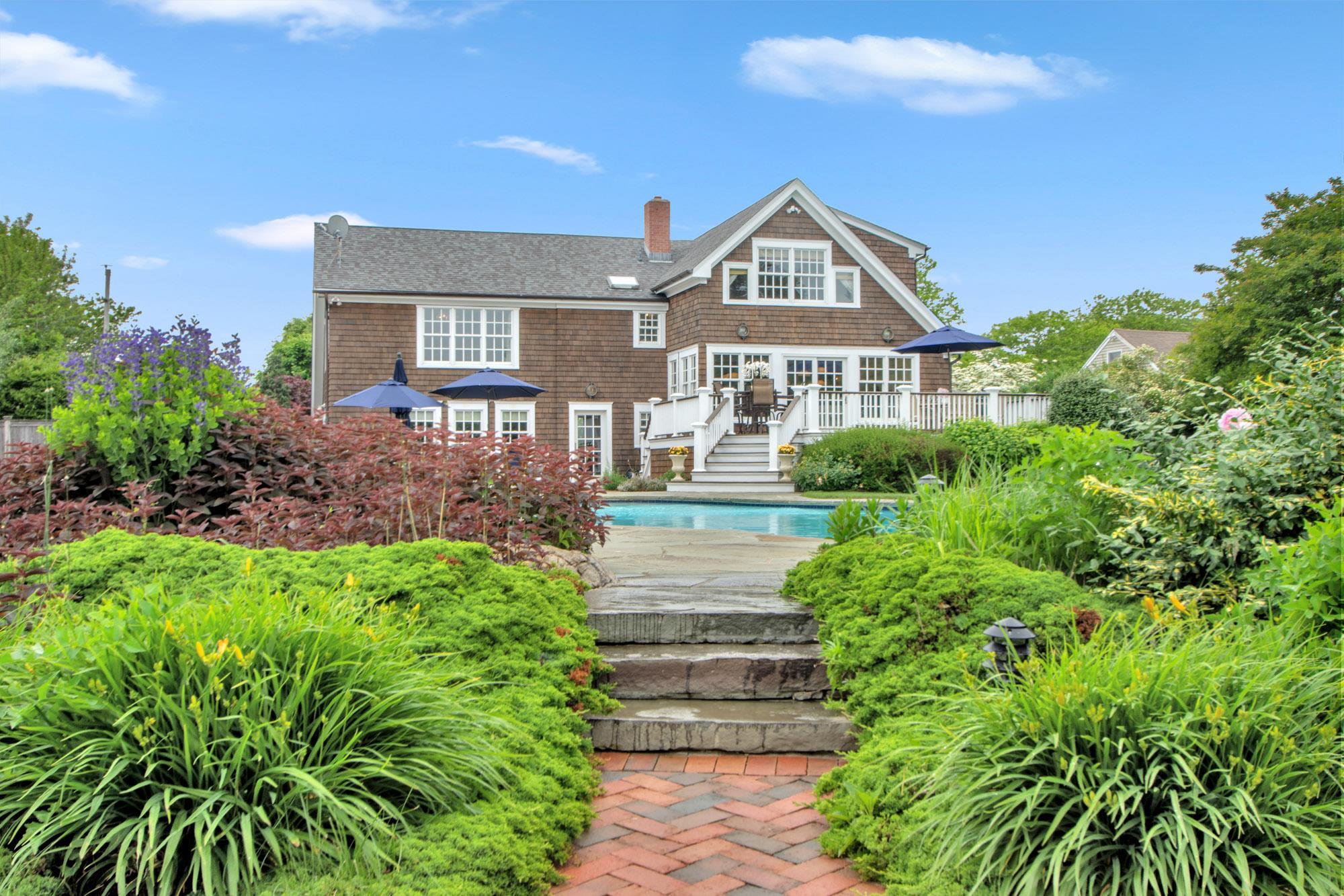 Single Family Wampum  Suffolk County, NY 11795, MLS-874111-28