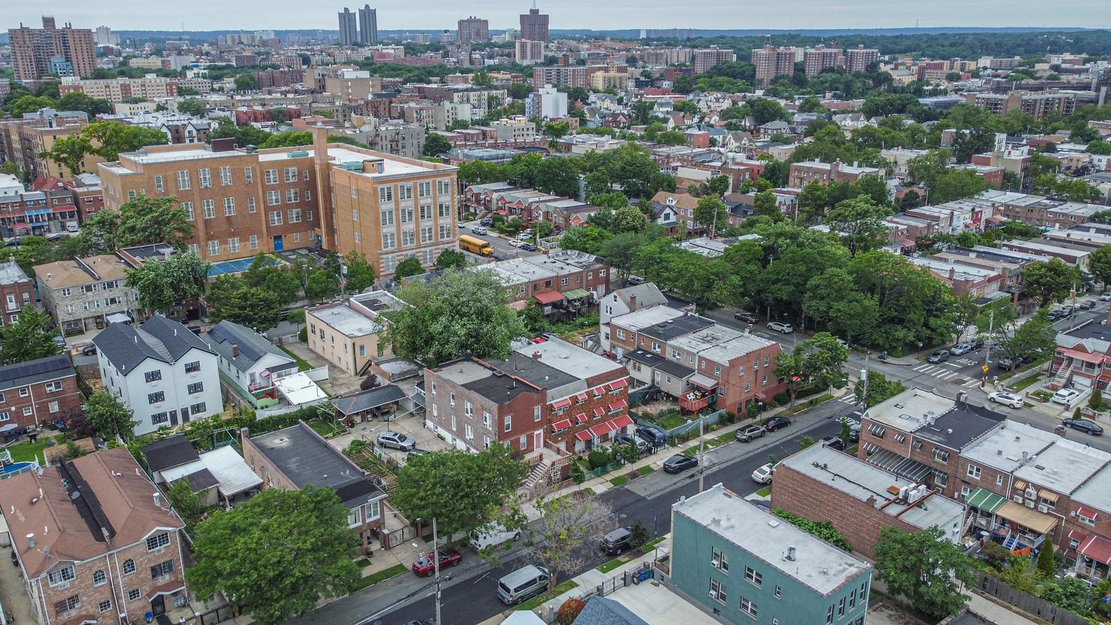 Single Family Colden  Bronx, NY 10469, MLS-874120-21