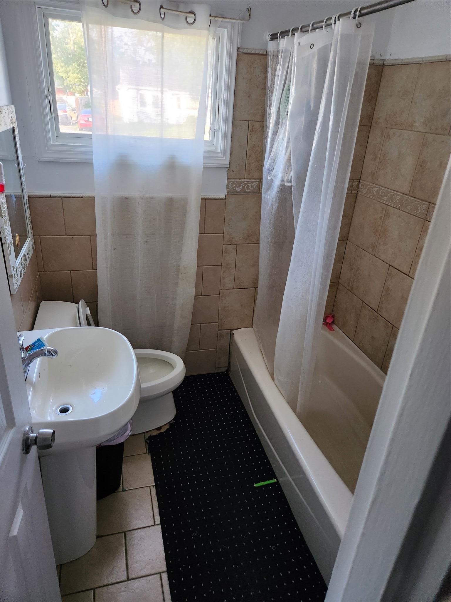 Single Family Sylvan  Suffolk County, NY 11901, MLS-874133-12