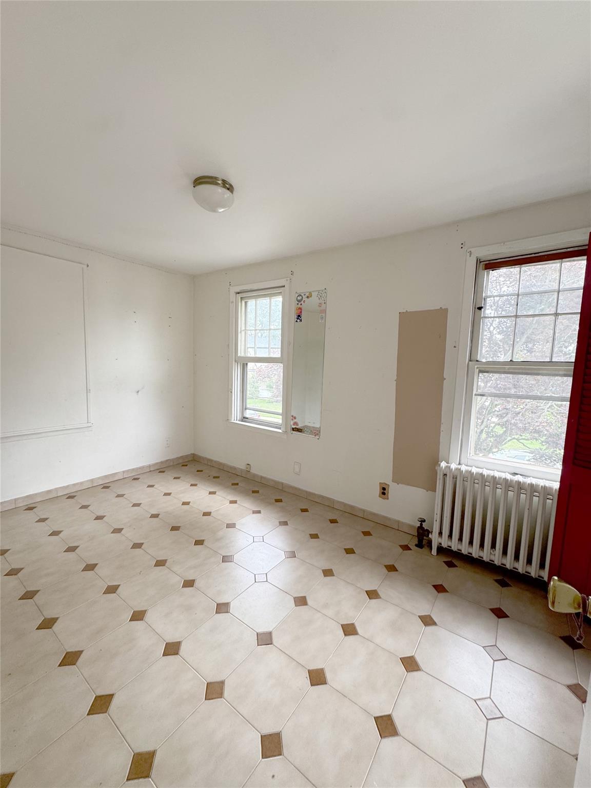 Single Family Raymond  Nassau County, NY 11570, MLS-874138-7