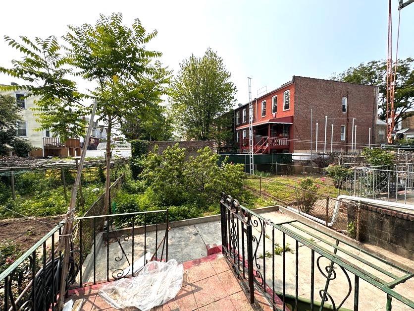 Single Family 95th  Queens, NY 11416, MLS-874145-23