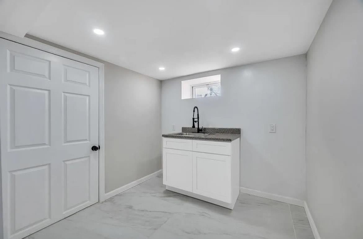 Single Family 217 Street  Queens, NY 11411, MLS-874155-22