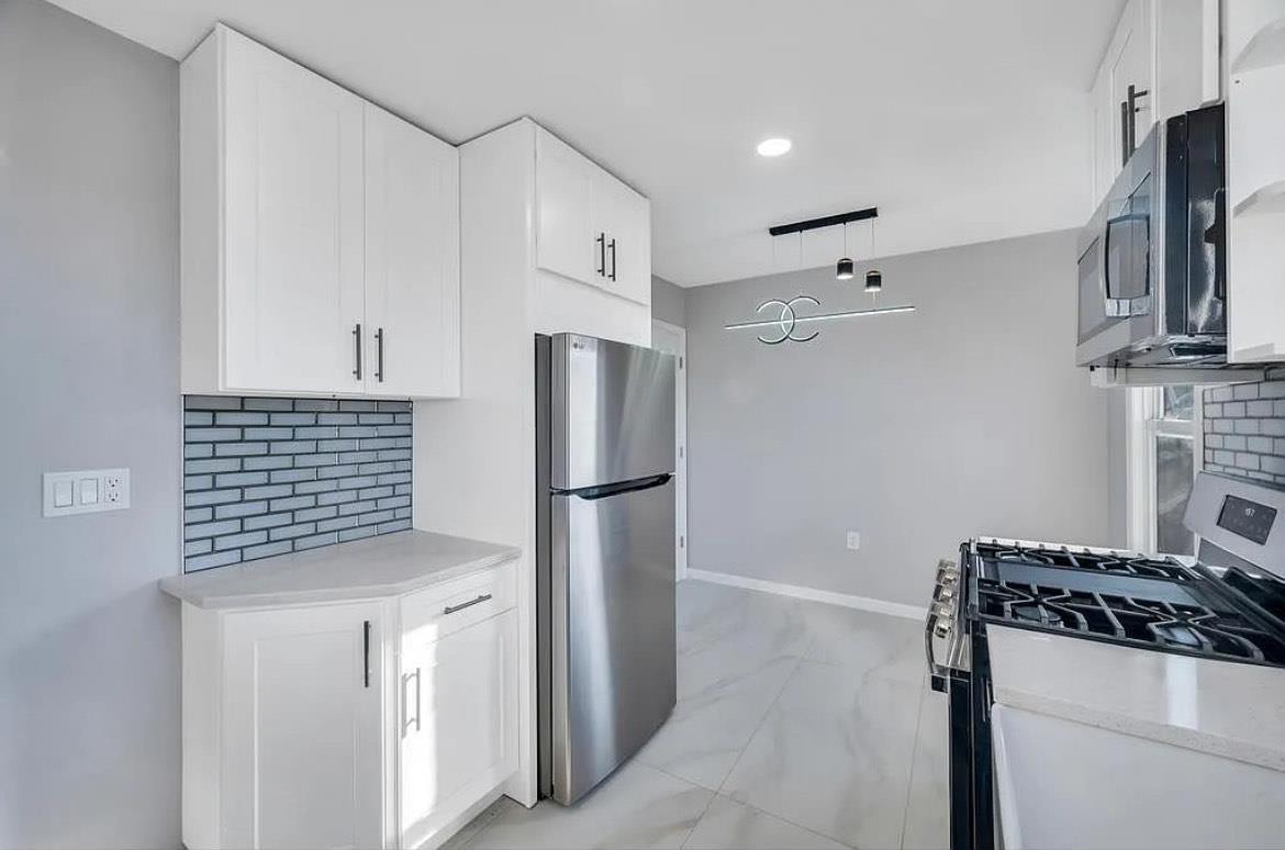 Single Family 217 Street  Queens, NY 11411, MLS-874155-8