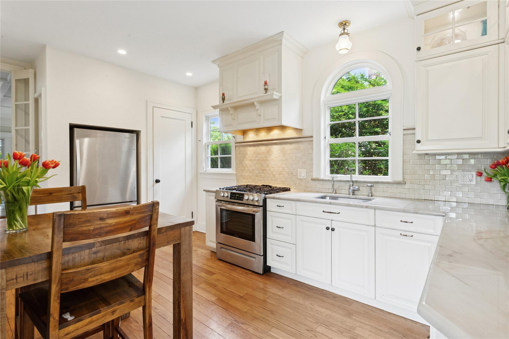Single Family Garden  Nassau County, NY 11530, MLS-874173-13