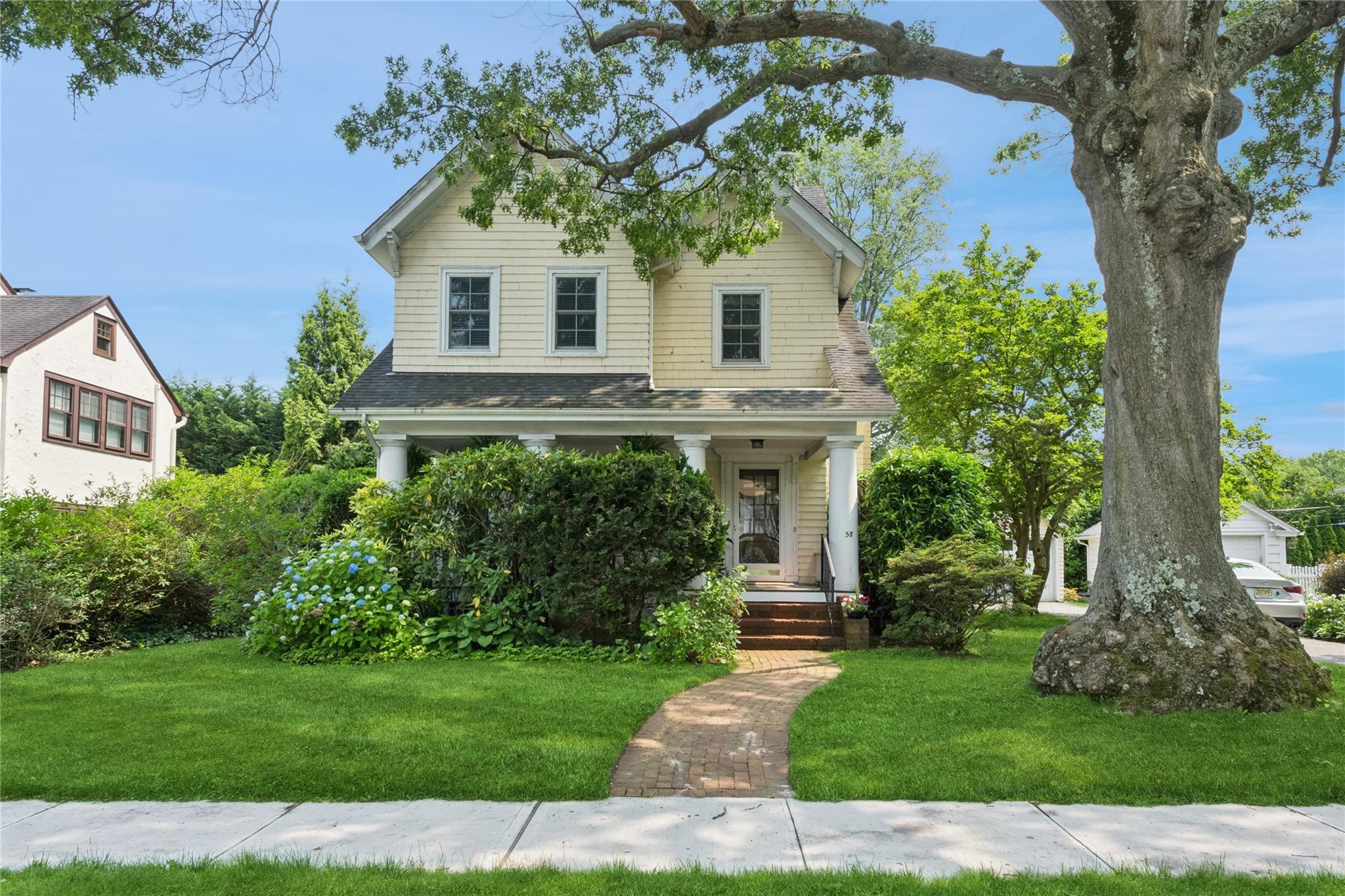 Single Family Garden  Nassau County, NY 11530, MLS-874173-32