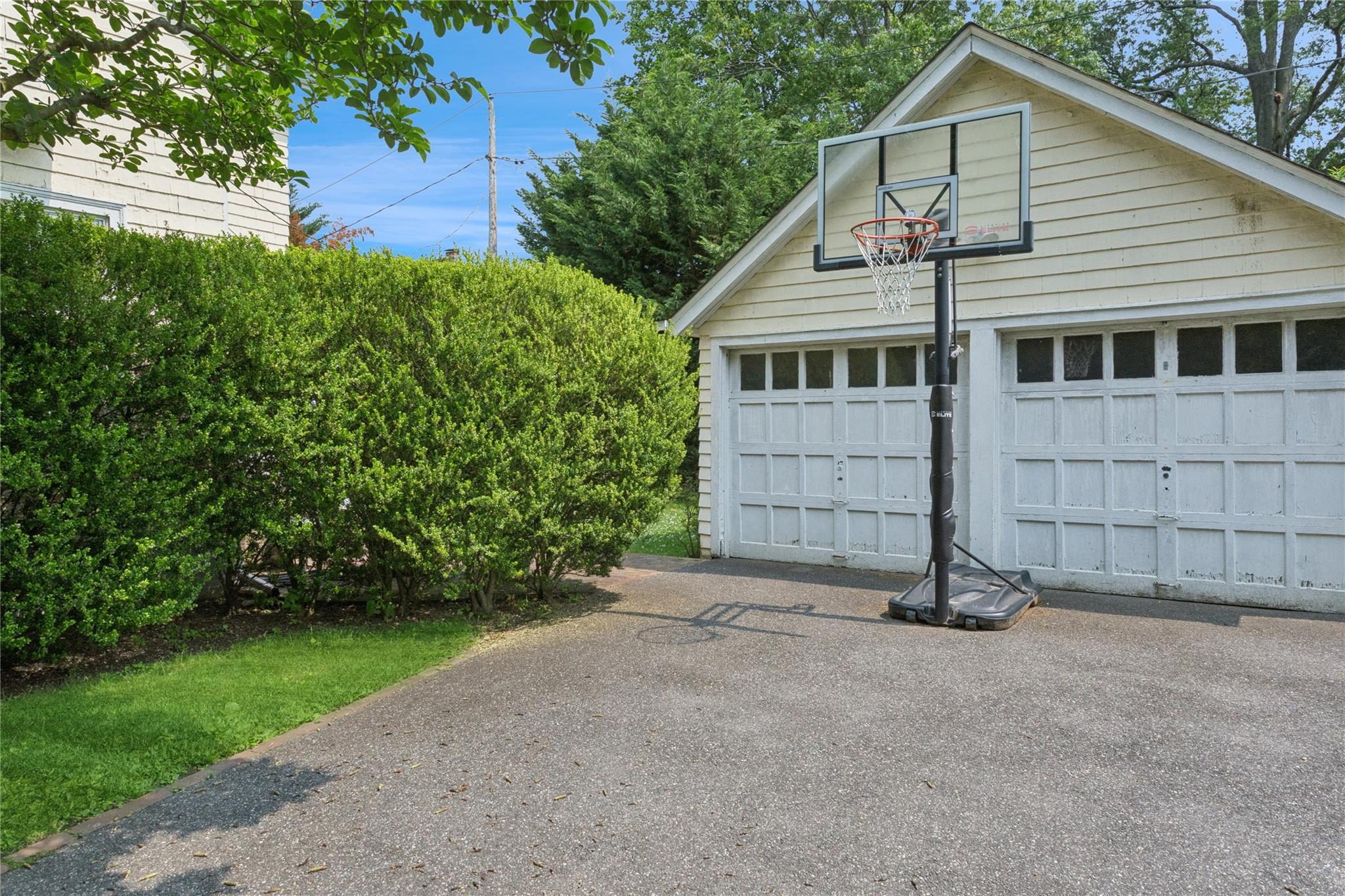Single Family Garden  Nassau County, NY 11530, MLS-874173-39
