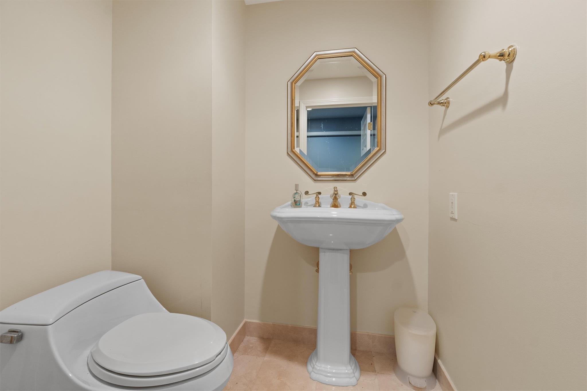 Single Family Gambelli  Westchester County, NY 10598, MLS-874183-34
