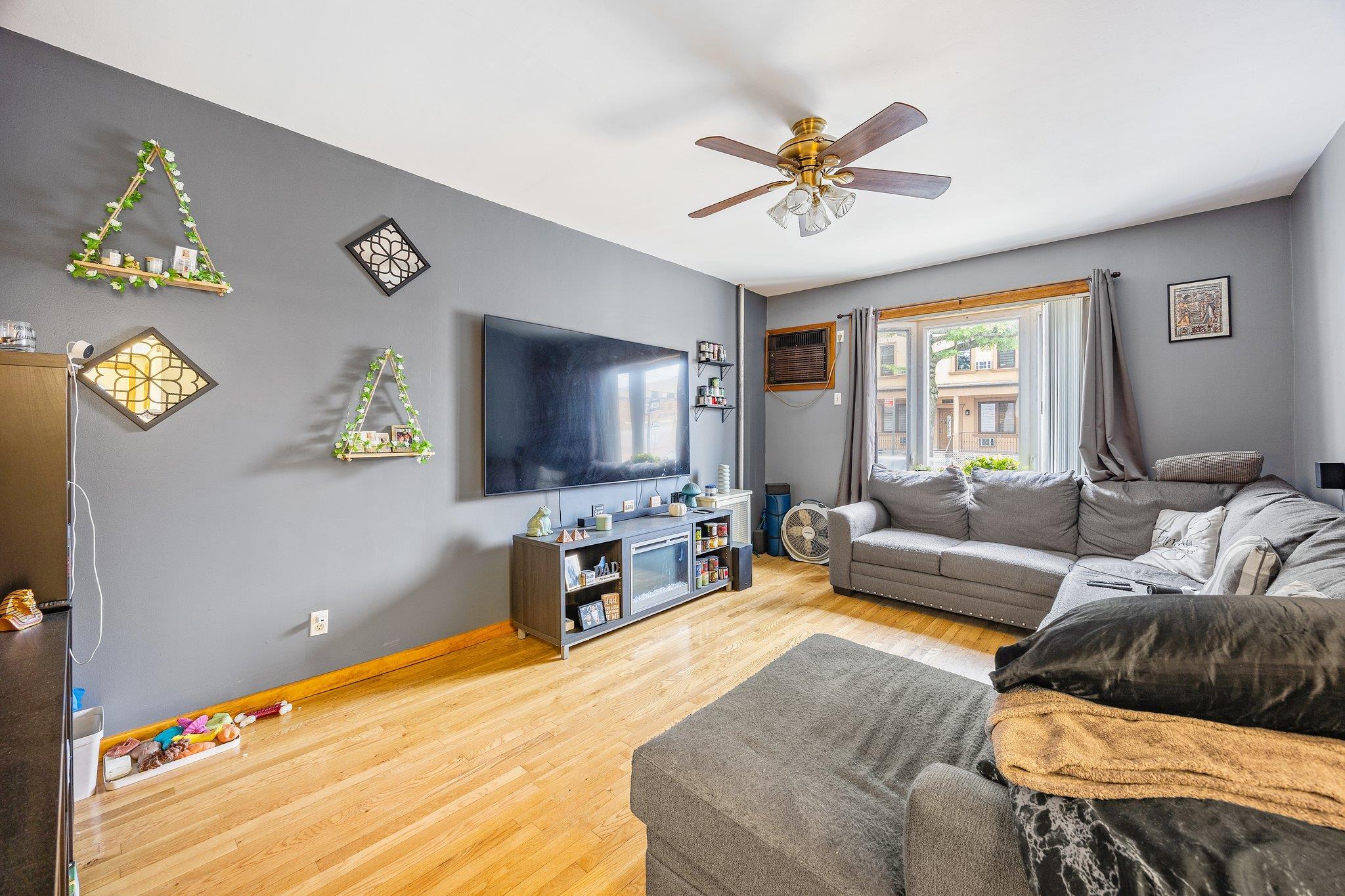 Single Family 59th  Queens, NY 11378, MLS-874195-7