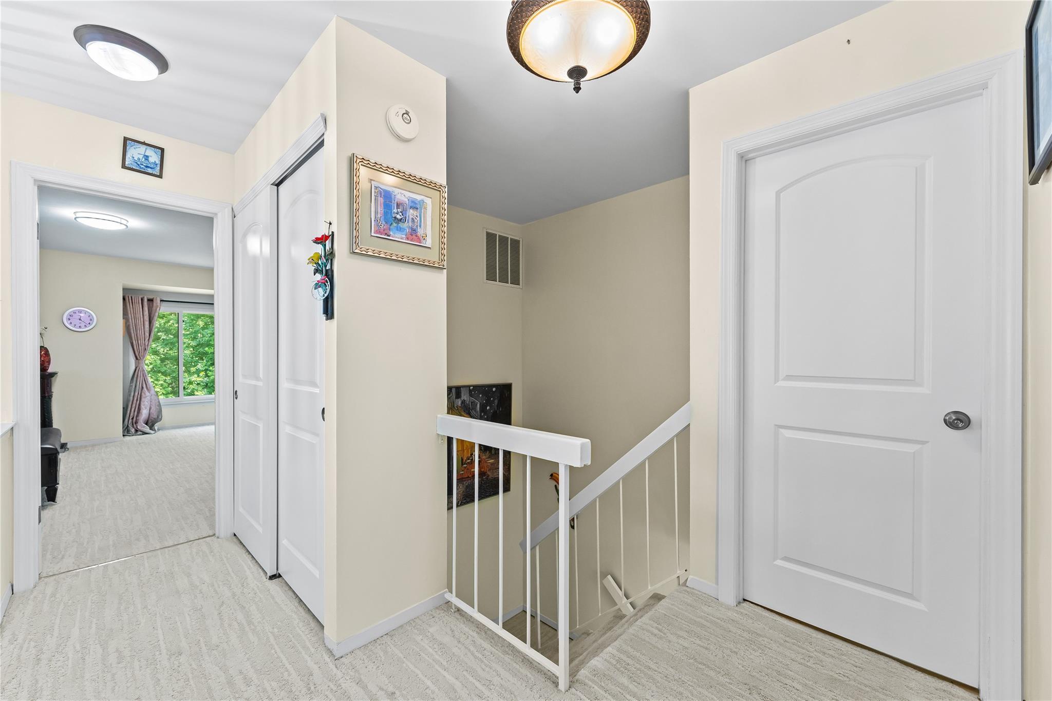 Single Family Windsor Gate  Nassau County, NY 11040, MLS-874200-13