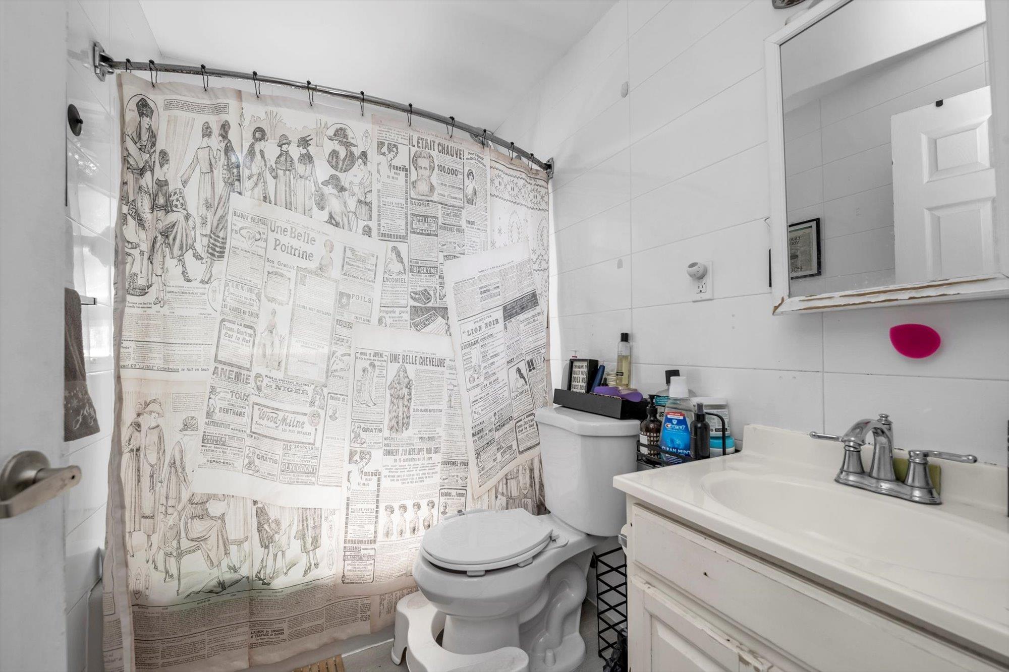 Single Family Auburndale  Queens, NY 11358, MLS-874232-10