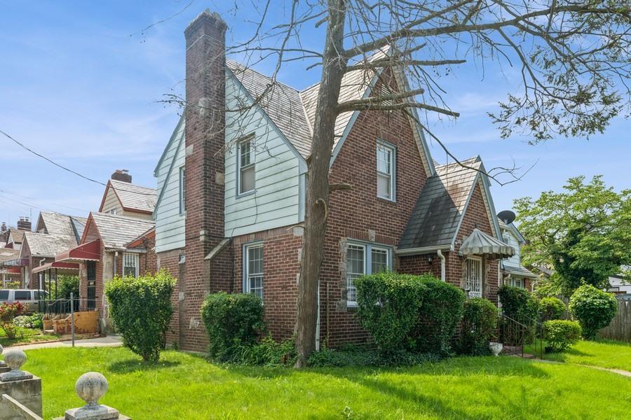 Single Family 114th  Queens, NY 11412, MLS-874237-2