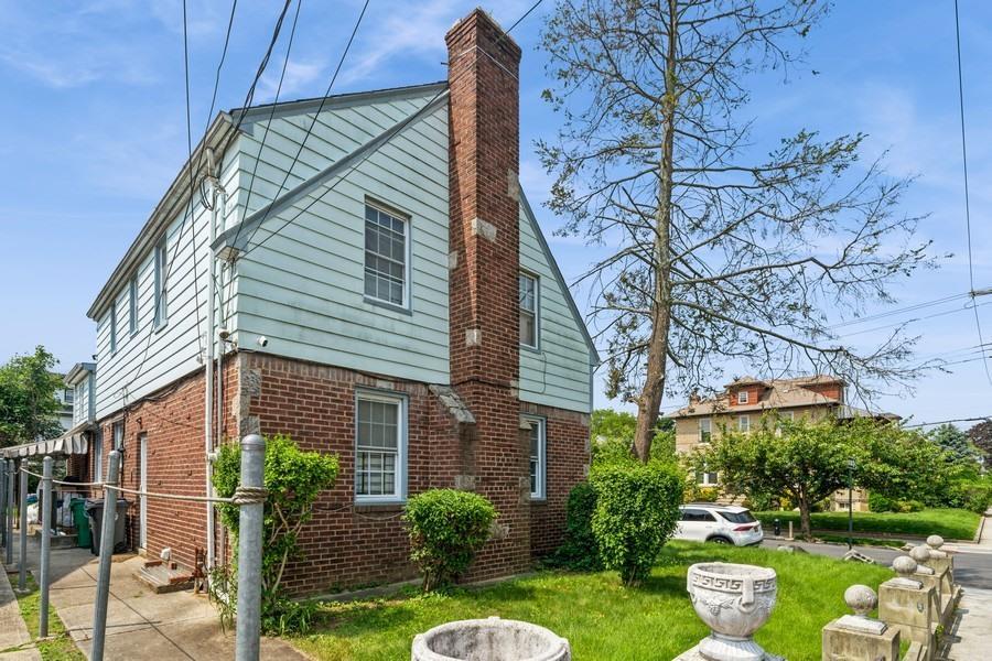 Single Family 114th  Queens, NY 11412, MLS-874237-22