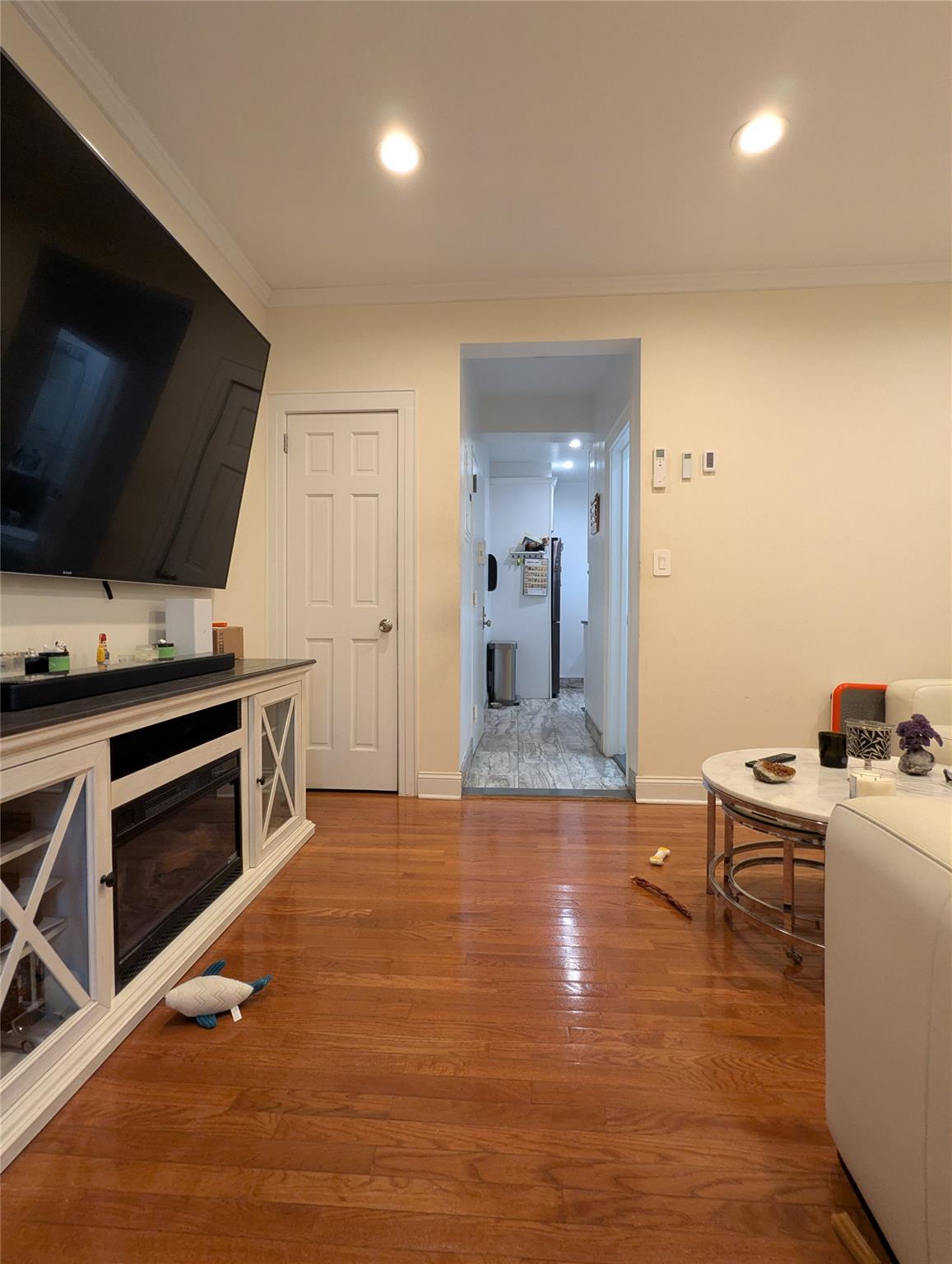 Single Family 29th  Queens, NY 11106, MLS-874257-10