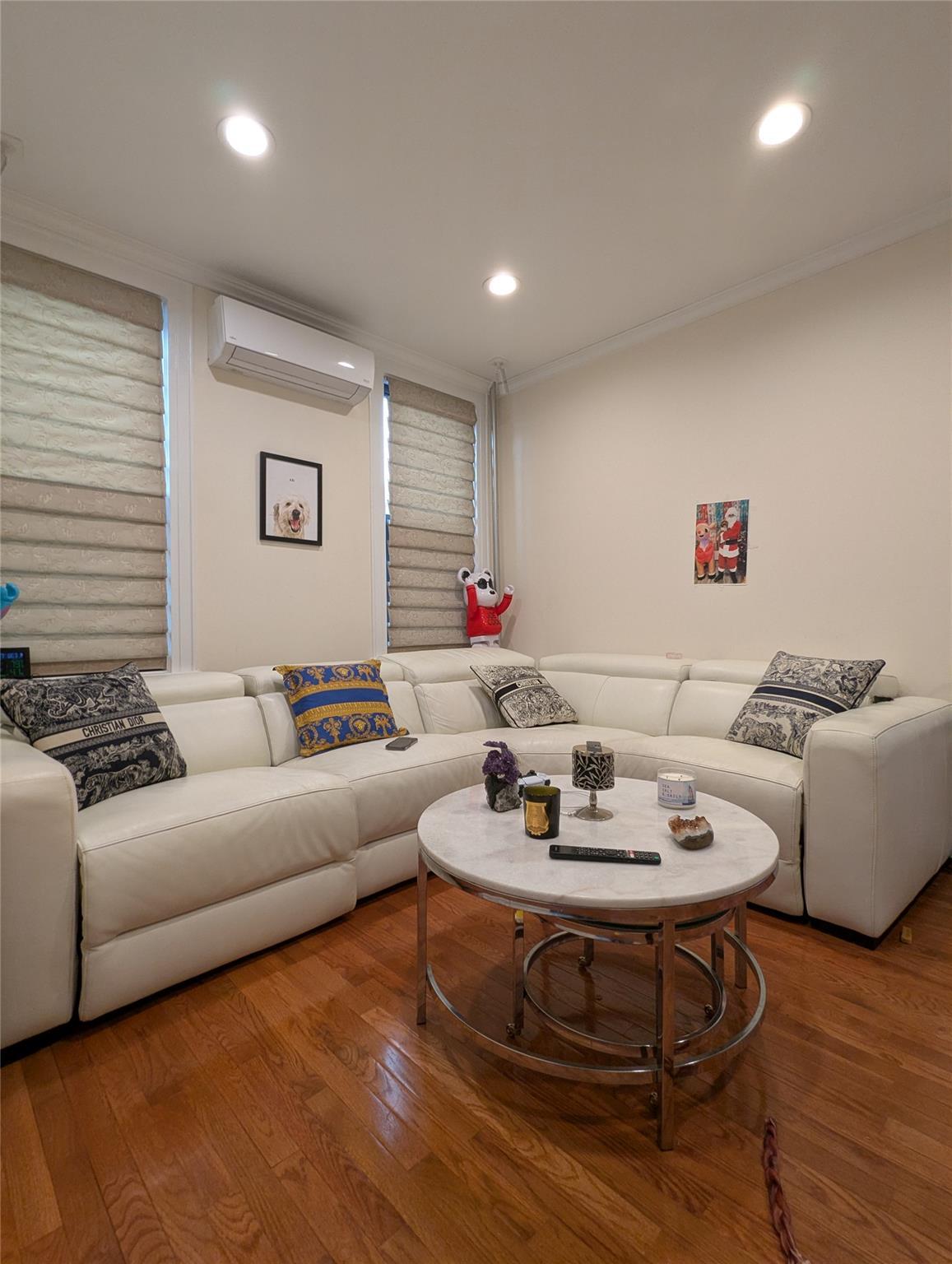 Single Family 29th  Queens, NY 11106, MLS-874257-9