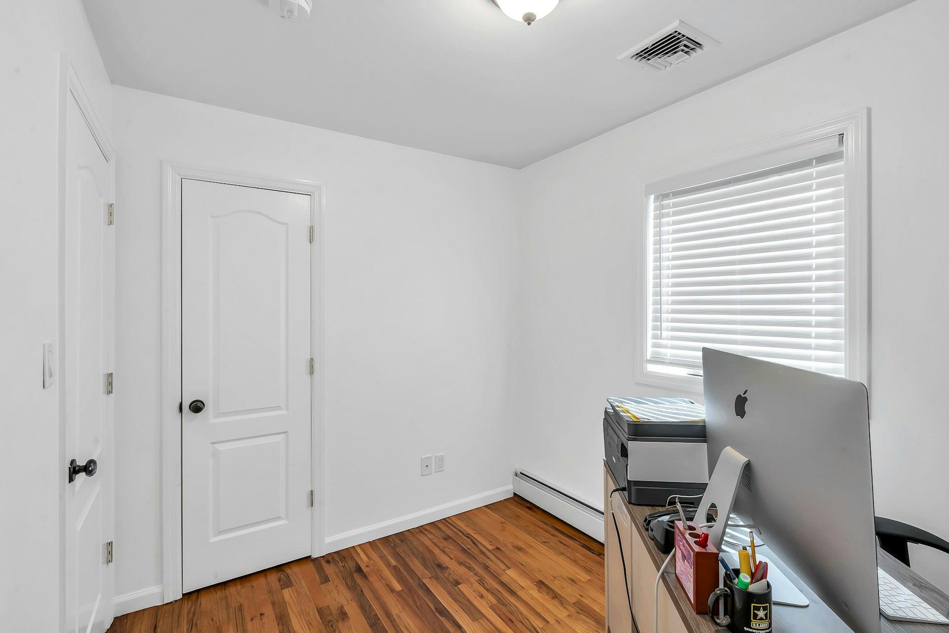 Single Family Manchester  Suffolk County, NY 11743, MLS-874273-13