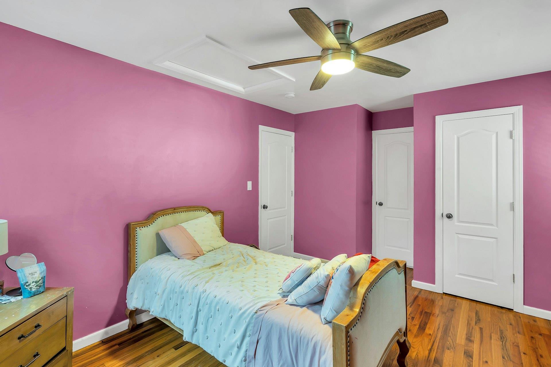Single Family Manchester  Suffolk County, NY 11743, MLS-874273-16