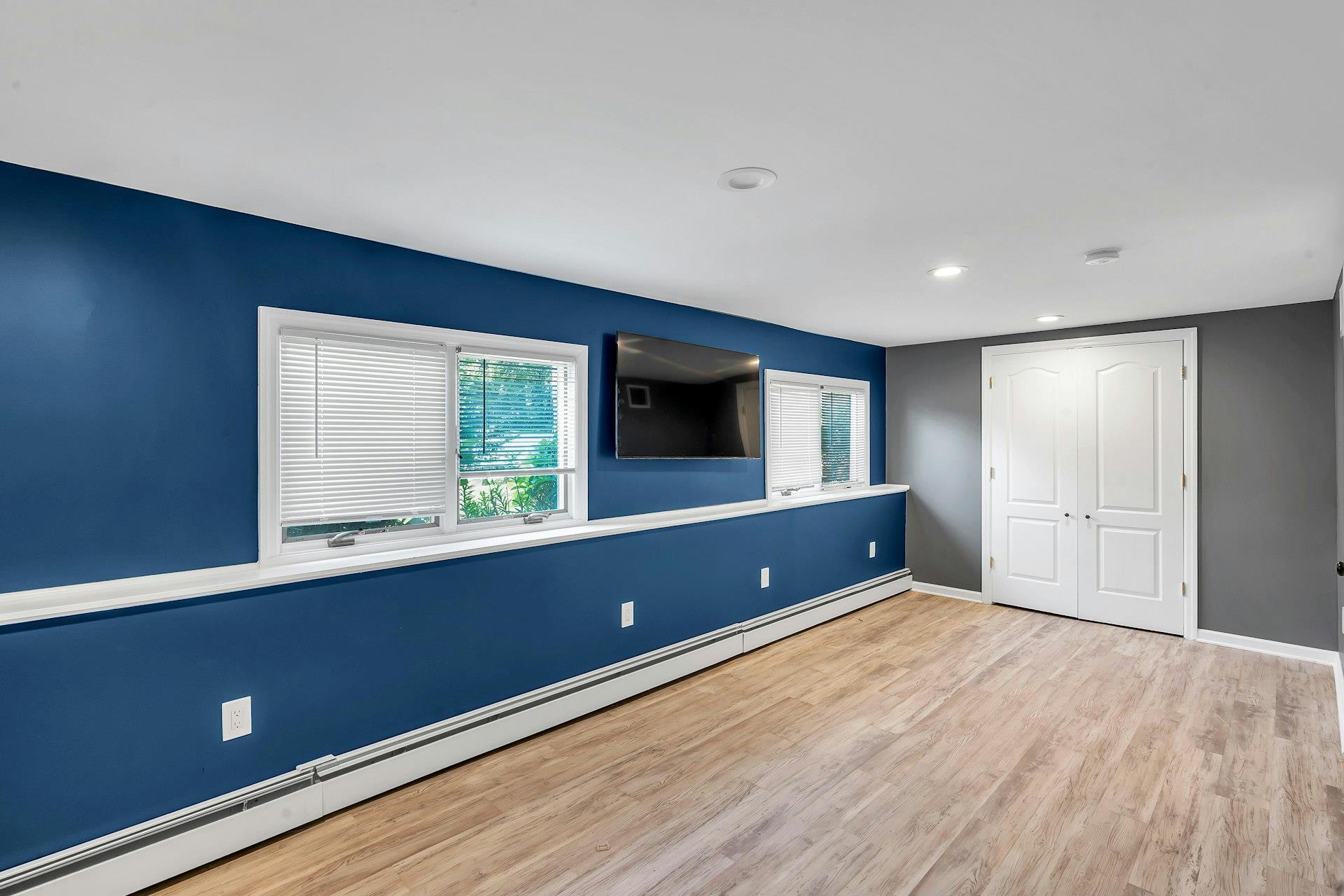 Single Family Manchester  Suffolk County, NY 11743, MLS-874273-19