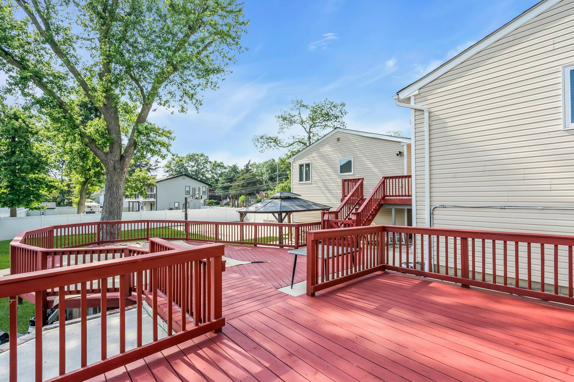 Single Family Manchester  Suffolk County, NY 11743, MLS-874273-27