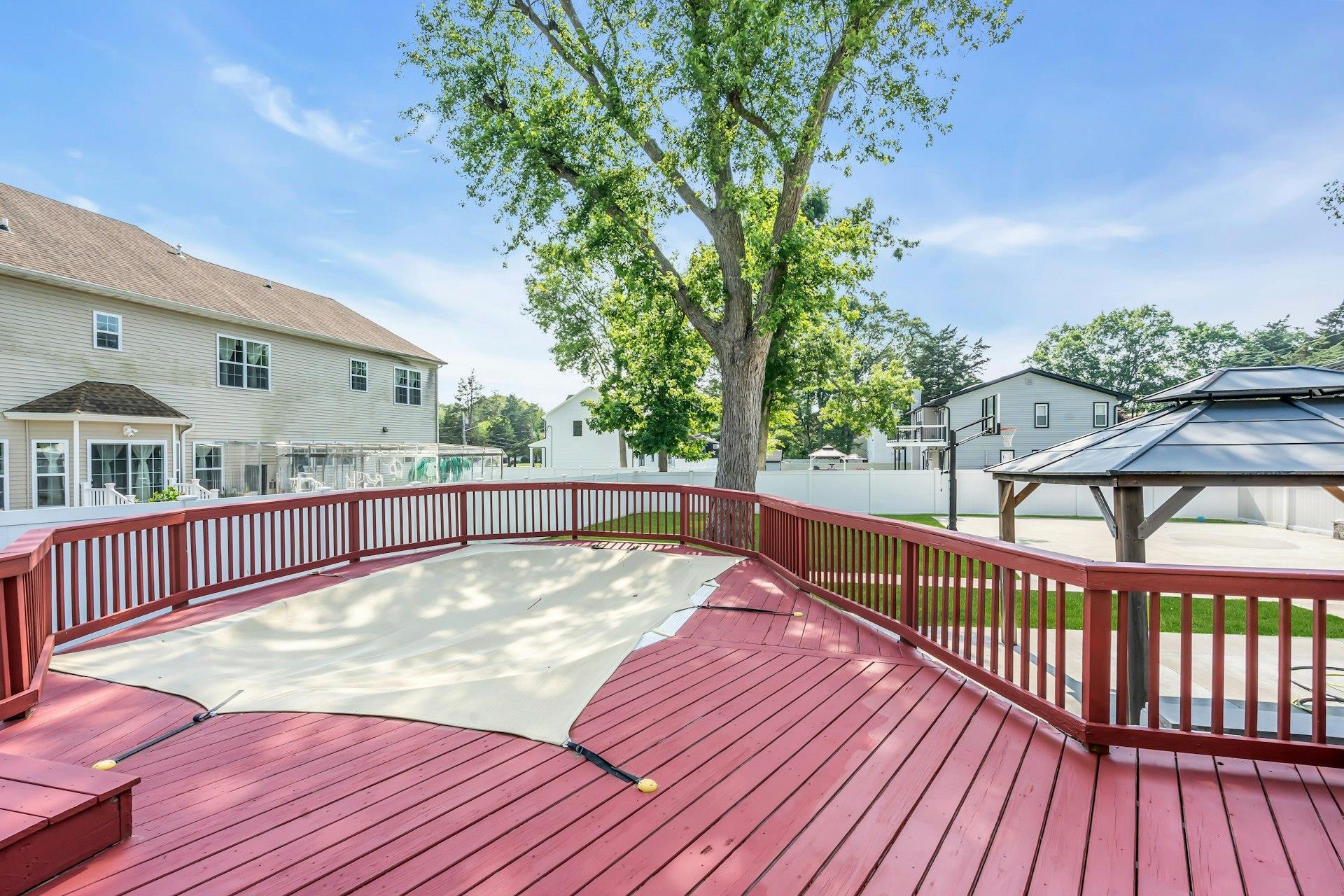Single Family Manchester  Suffolk County, NY 11743, MLS-874273-29