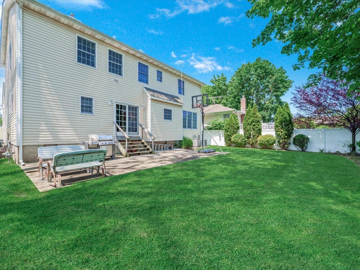 Single Family Birch  Nassau County, NY 11566, MLS-874316-27