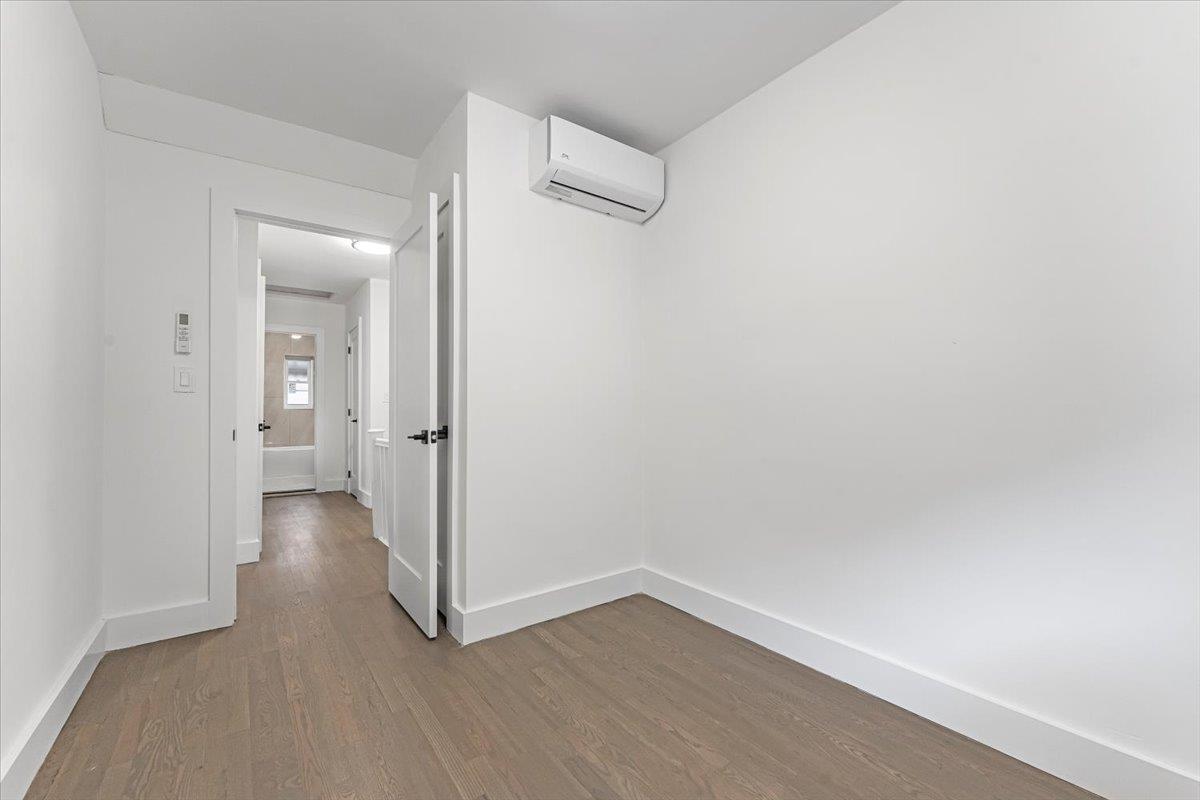 Single Family Gunther  Bronx, NY 10466, MLS-874322-18