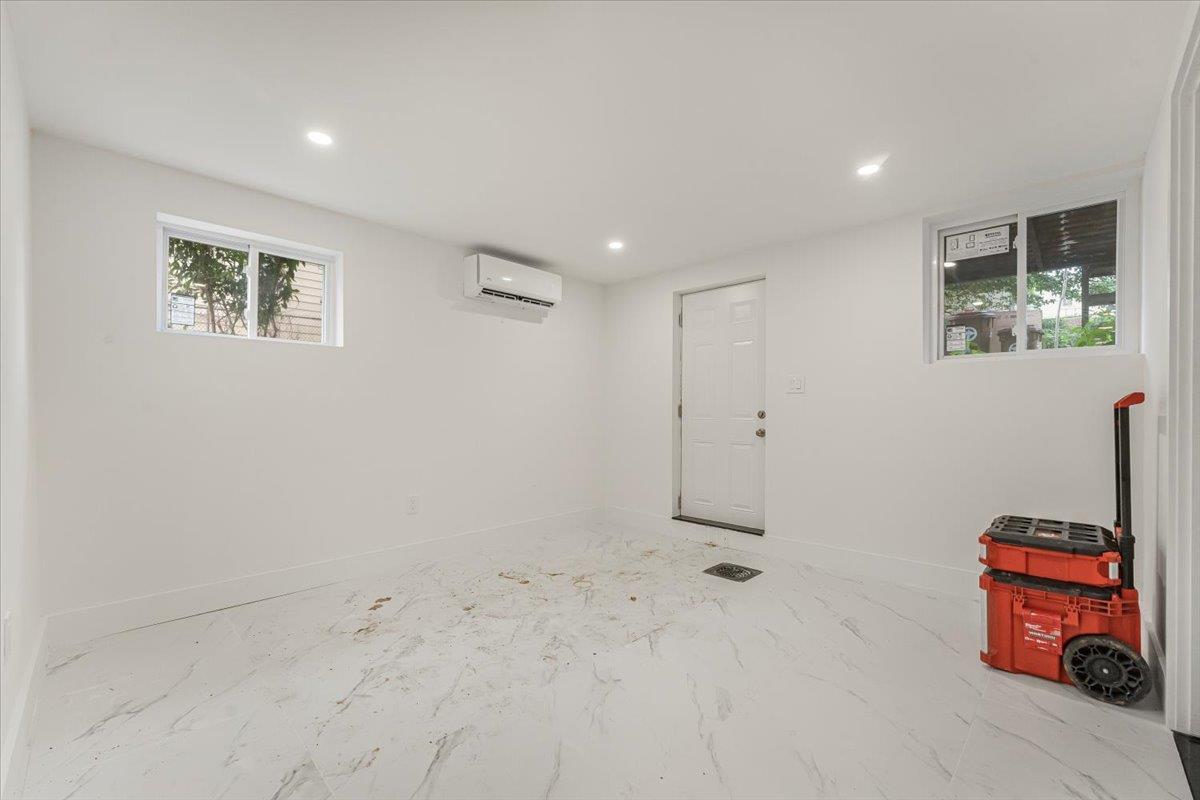 Single Family Gunther  Bronx, NY 10466, MLS-874322-19