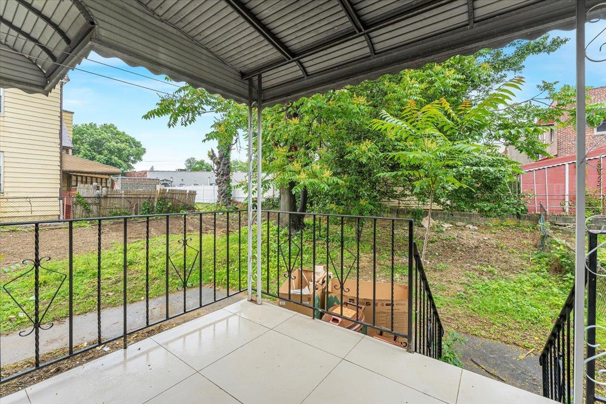 Single Family Gunther  Bronx, NY 10466, MLS-874322-23