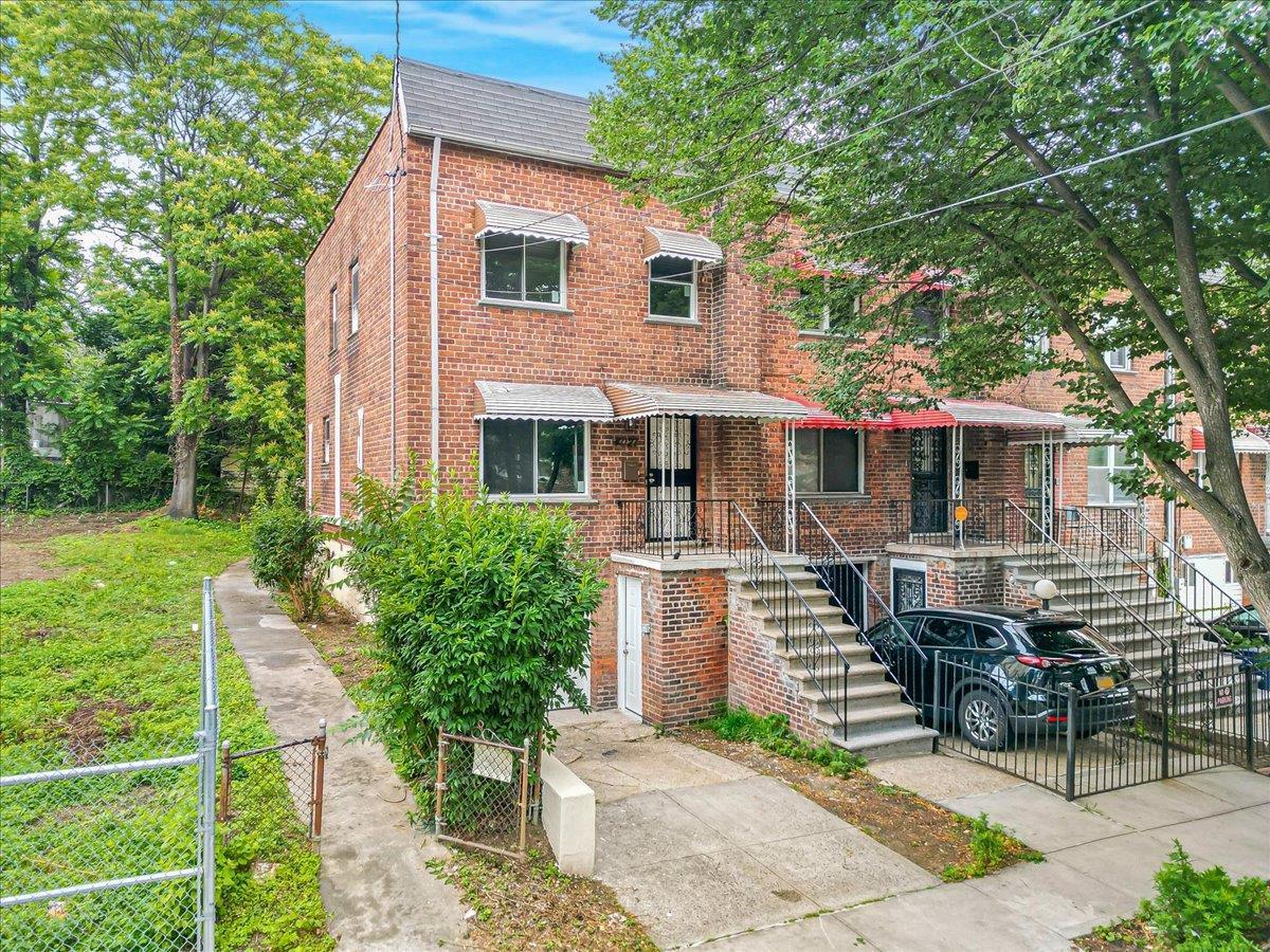 Single Family Gunther  Bronx, NY 10466, MLS-874322-3
