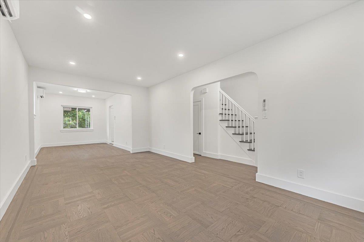 Single Family Gunther  Bronx, NY 10466, MLS-874322-5