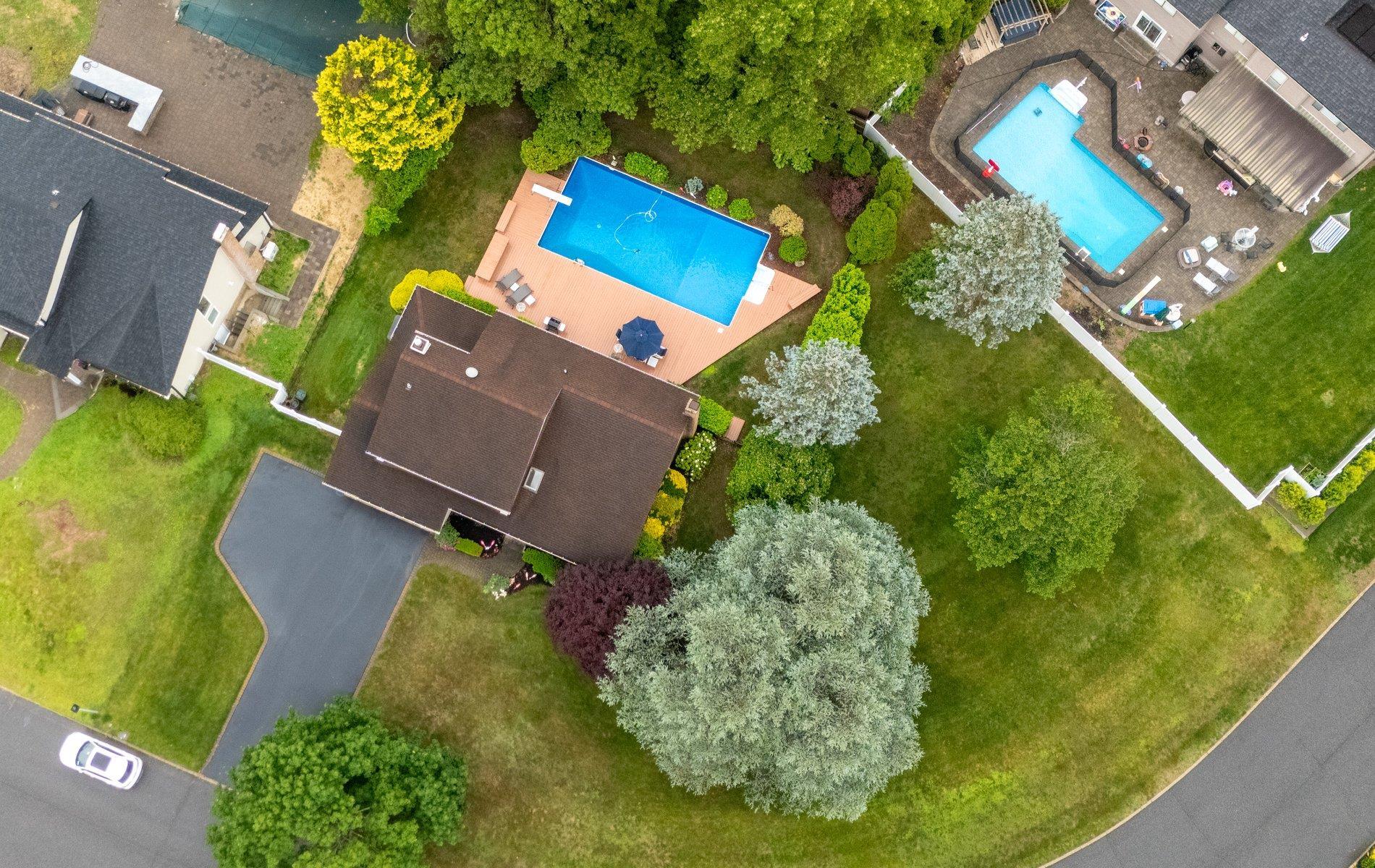 Single Family Oak Meadow  Suffolk County, NY 11725, MLS-874325-2