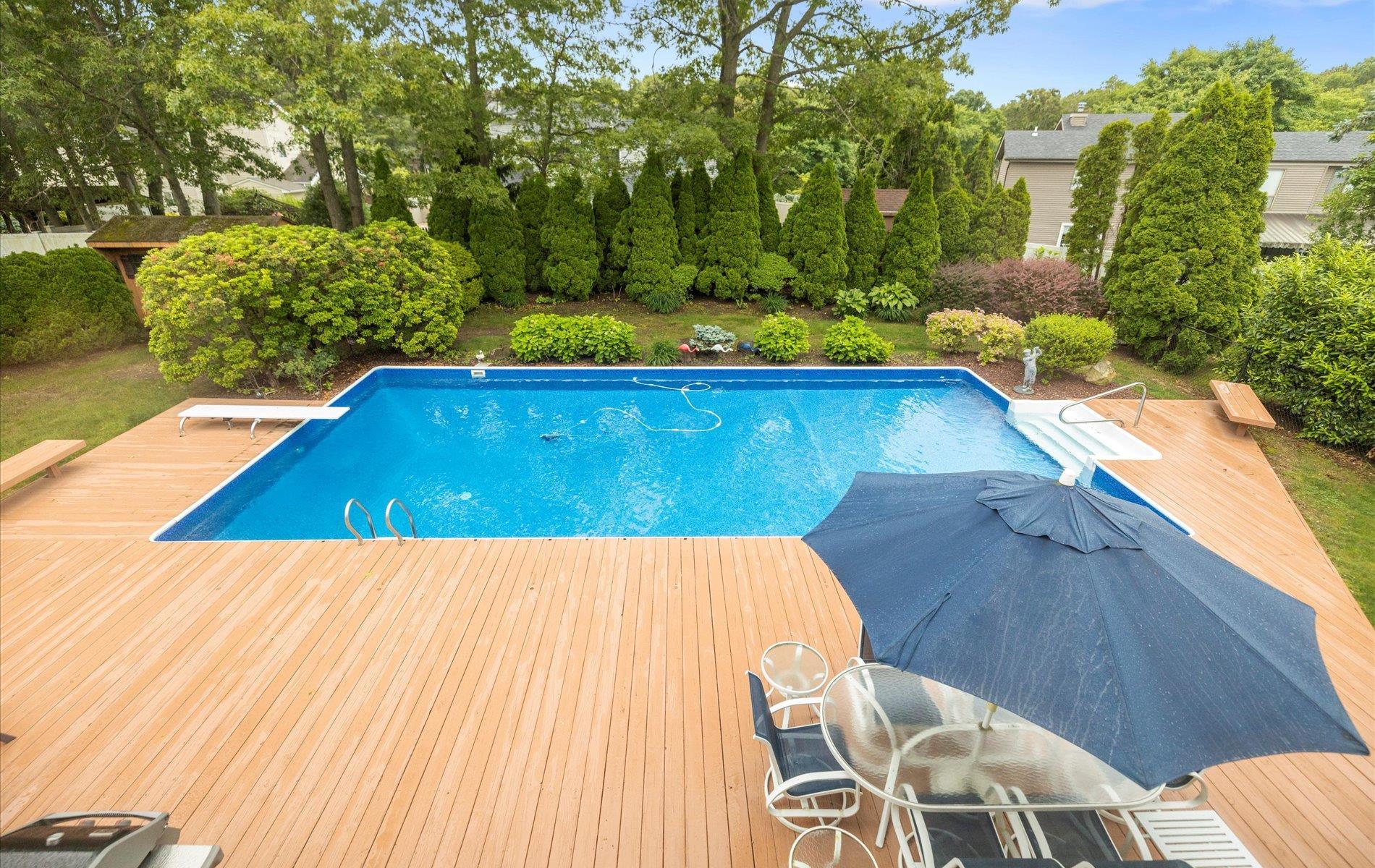 Single Family Oak Meadow  Suffolk County, NY 11725, MLS-874325-39