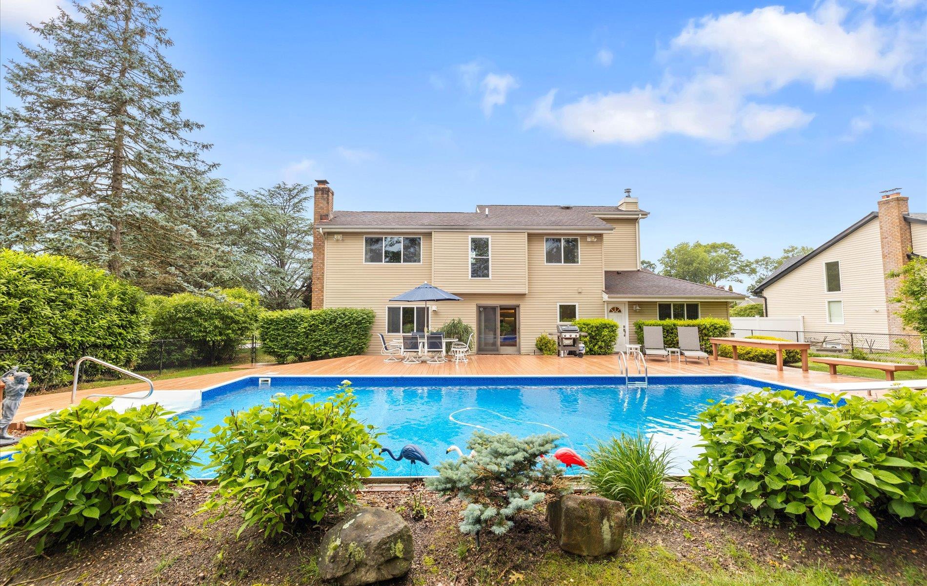 Single Family Oak Meadow  Suffolk County, NY 11725, MLS-874325-40