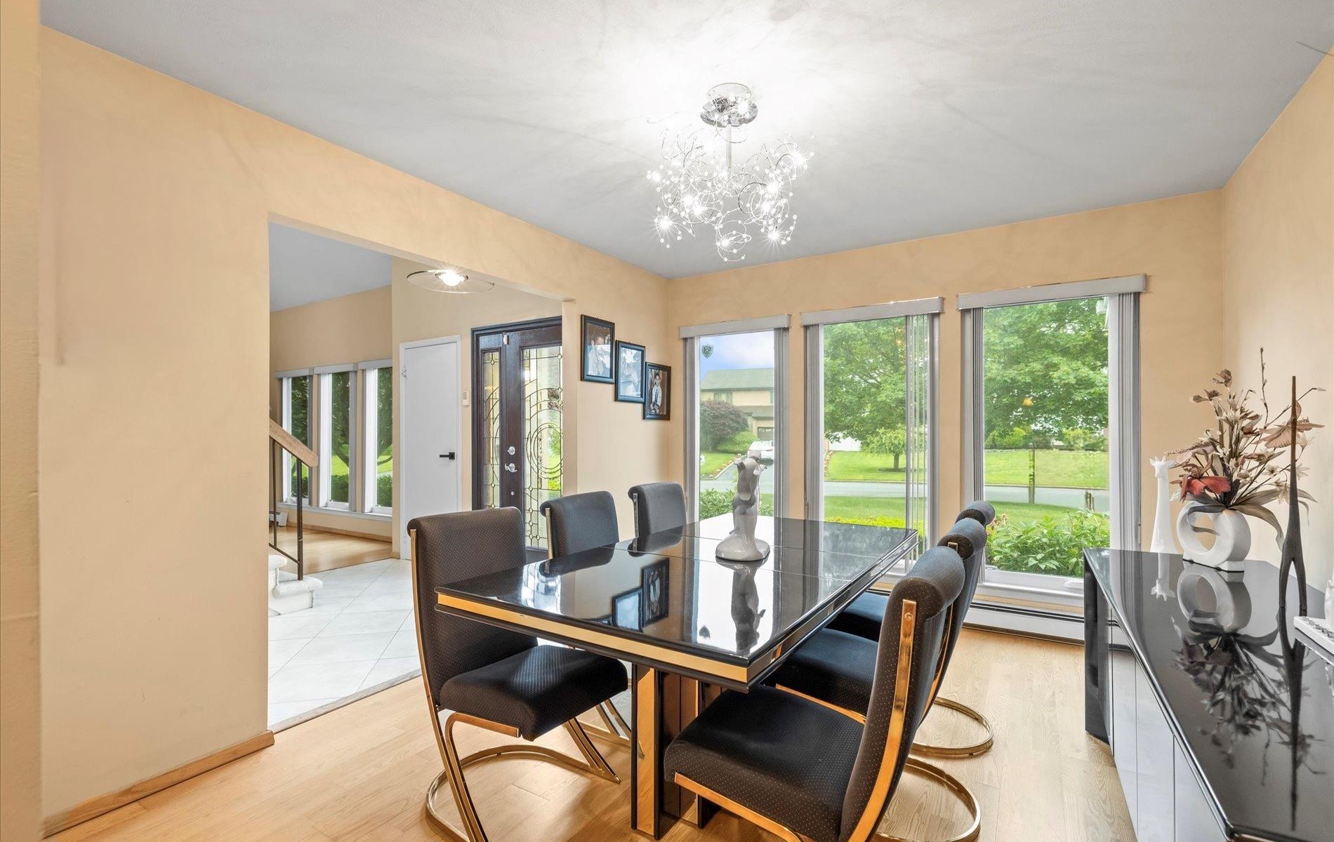 Single Family Oak Meadow  Suffolk County, NY 11725, MLS-874325-9