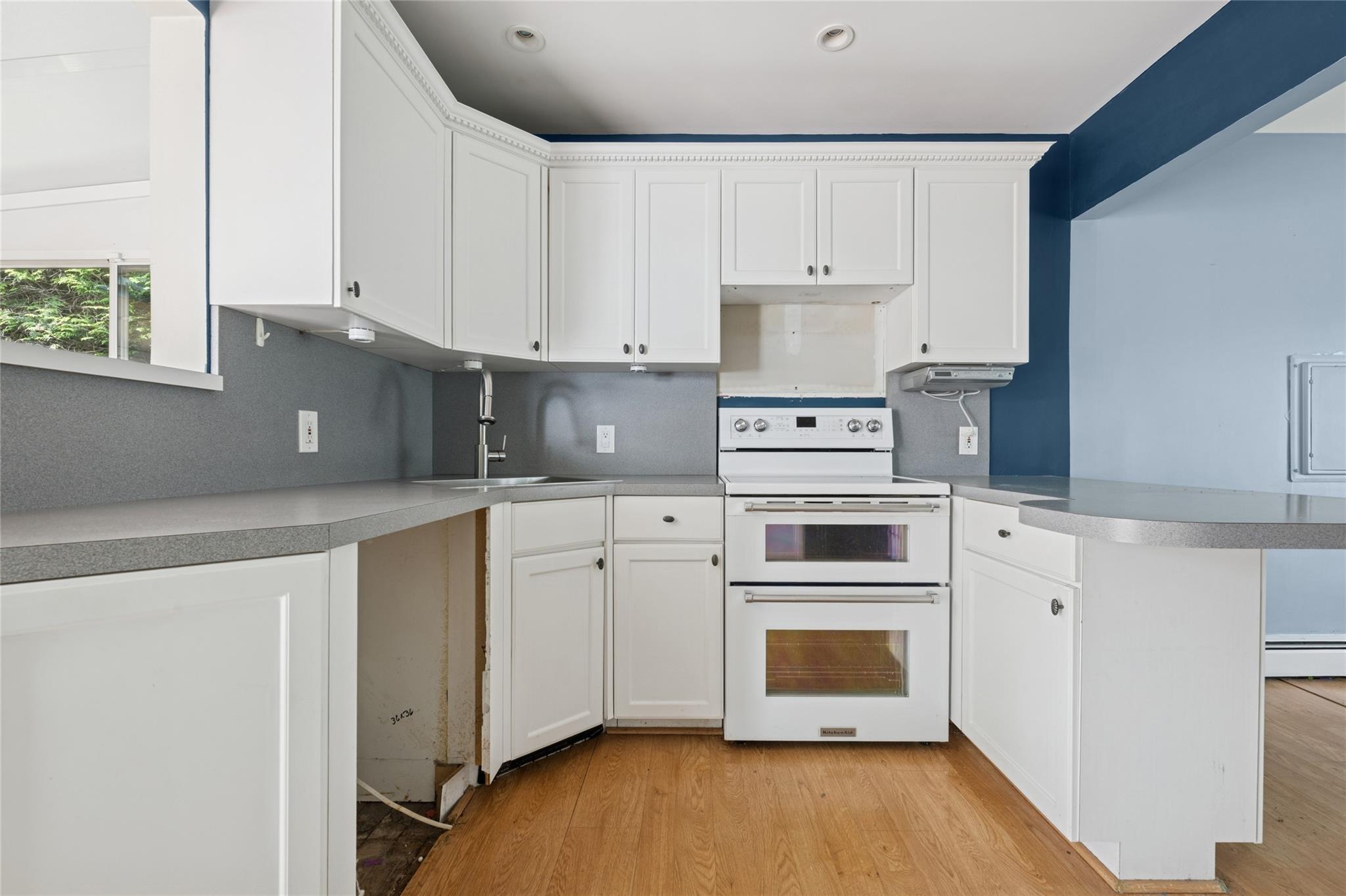 Single Family Hemlock  Suffolk County, NY 11751, MLS-874328-10