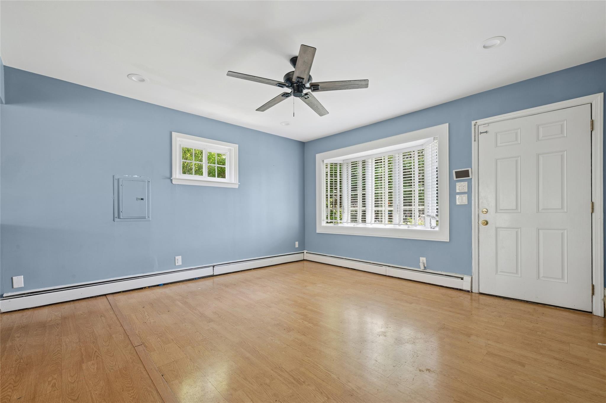 Single Family Hemlock  Suffolk County, NY 11751, MLS-874328-6
