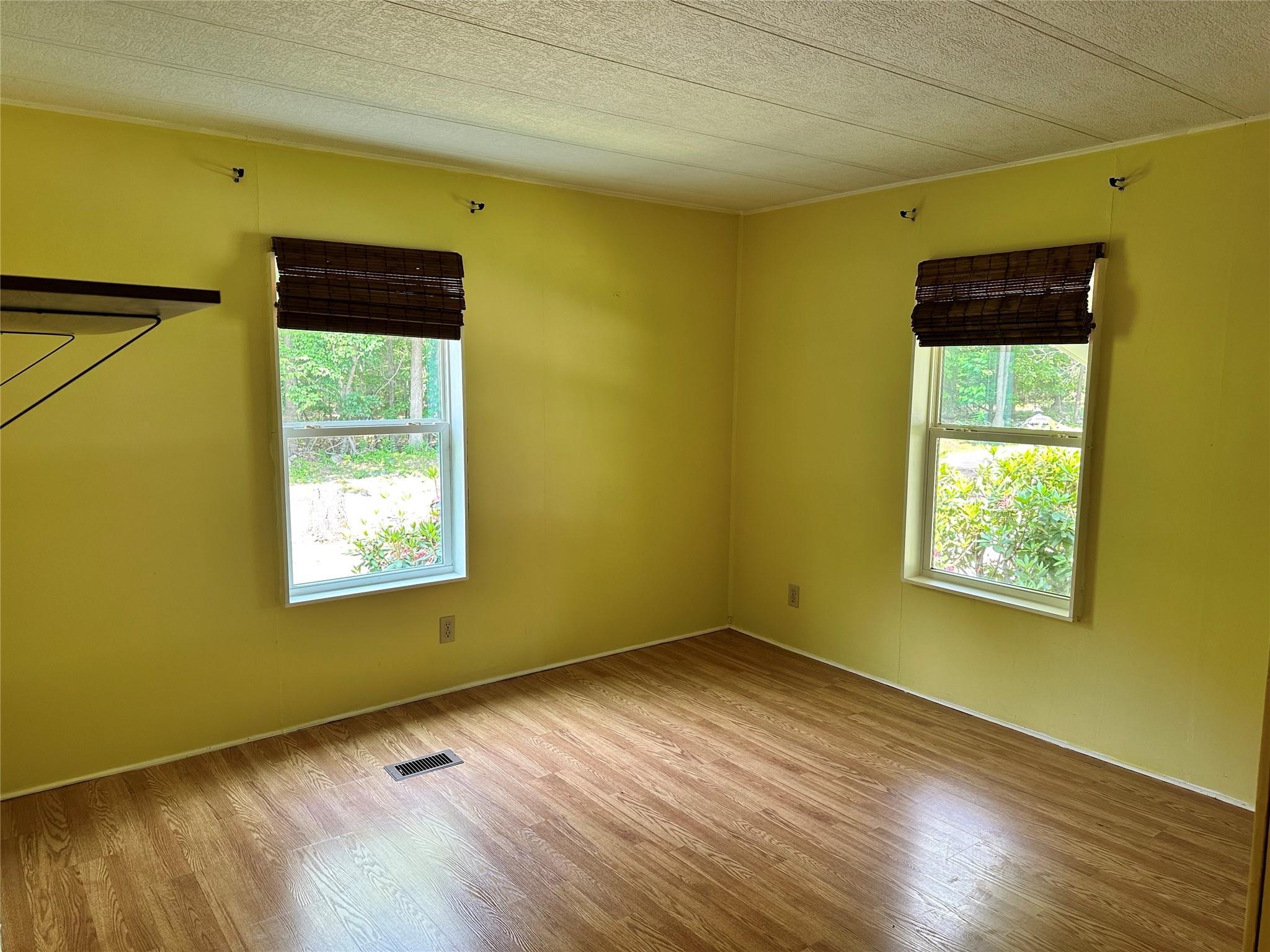 Single Family Maunaloa  Ulster County, NY 12561, MLS-874349-10
