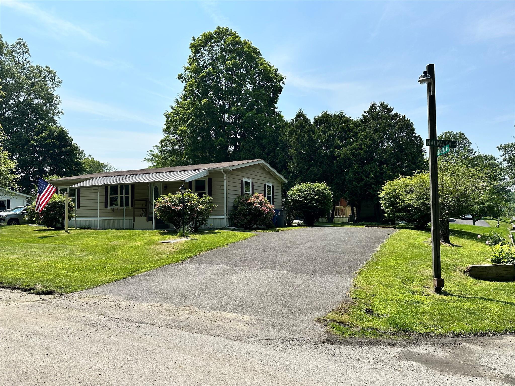 Single Family Maunaloa  Ulster County, NY 12561, MLS-874349-18