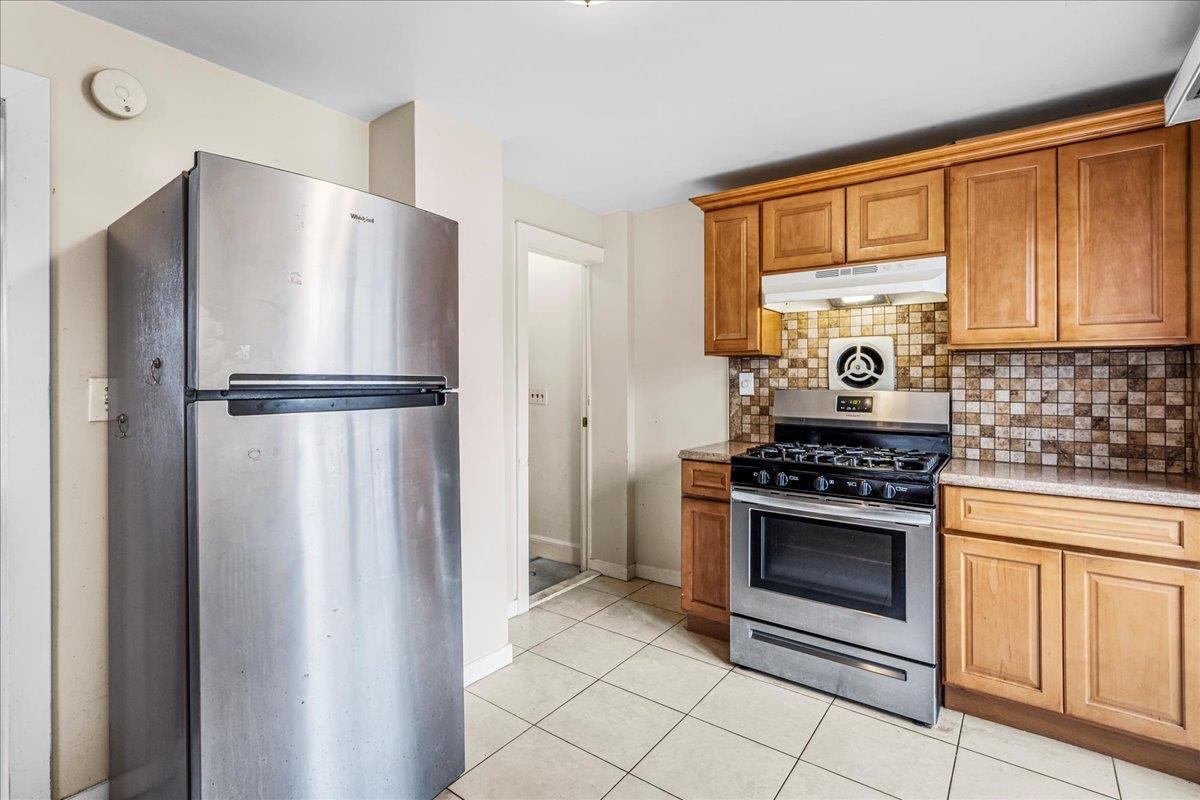 Single Family Grand  Queens, NY 11378, MLS-874353-11