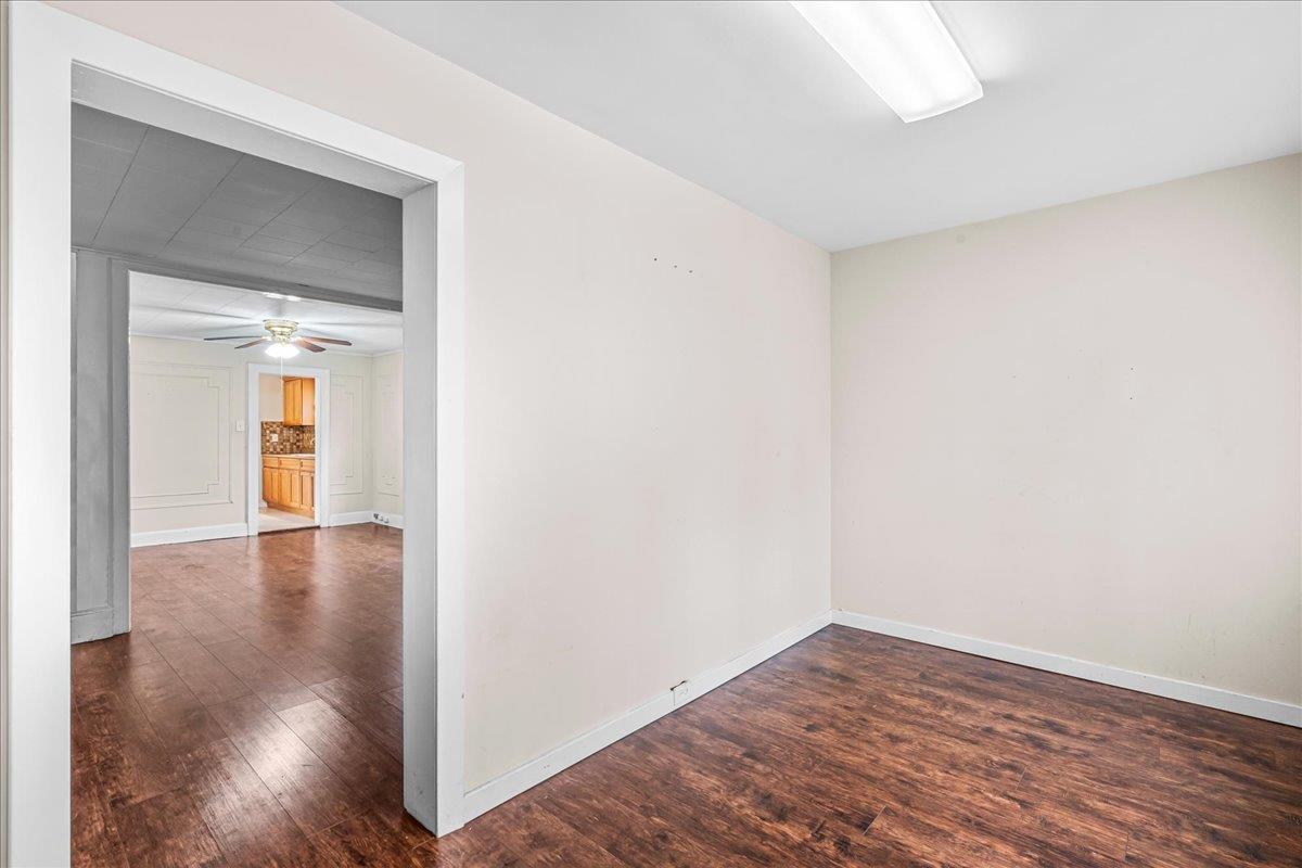 Single Family Grand  Queens, NY 11378, MLS-874353-4