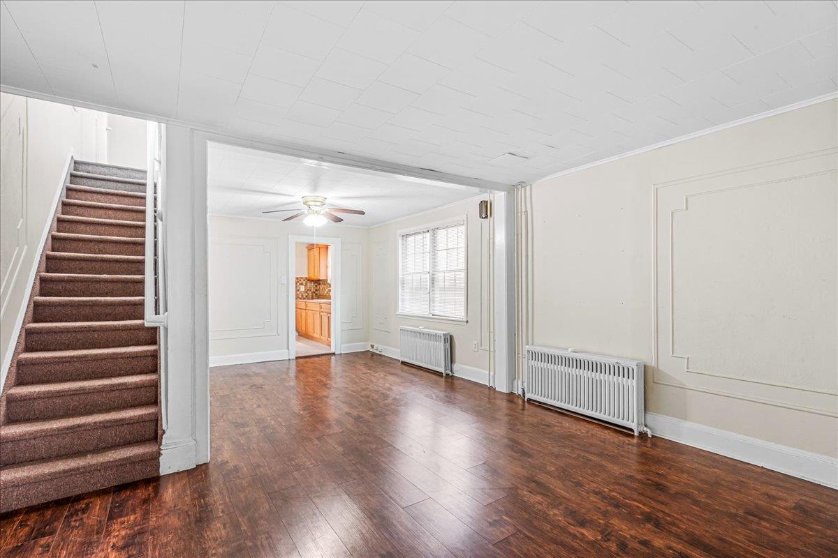 Single Family Grand  Queens, NY 11378, MLS-874353-6