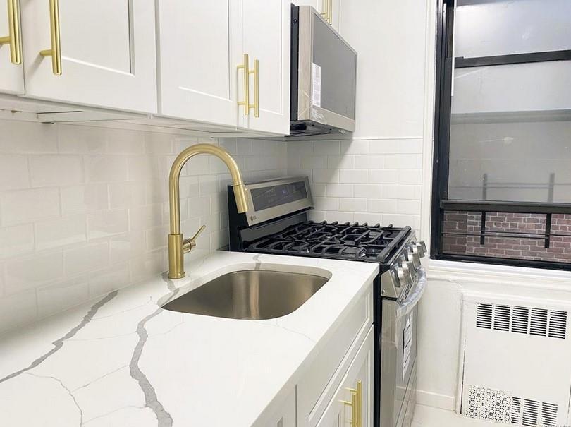 Coop 72  Queens, NY 11367, MLS-874354-10
