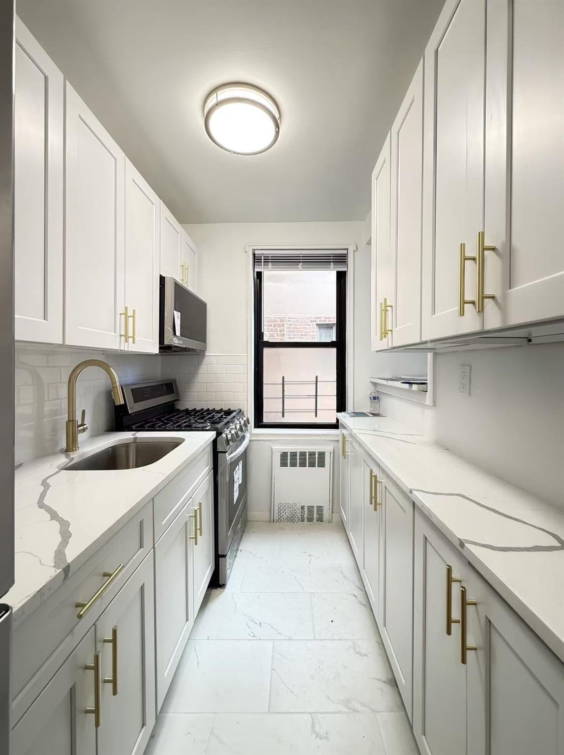 Coop 72  Queens, NY 11367, MLS-874354-9