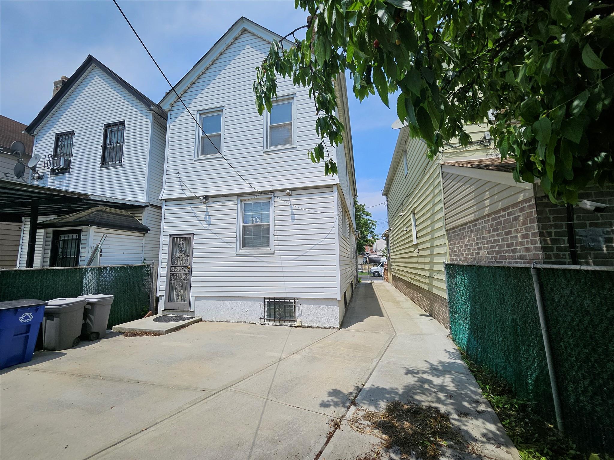 Single Family 93  Queens, NY 11433, MLS-874361-16