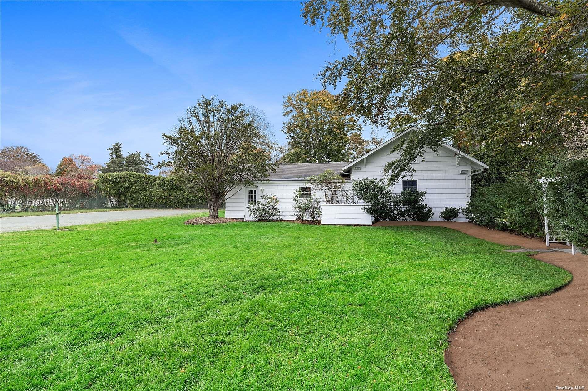 Single Family Bayfield  Suffolk County, NY 11978, MLS-874422-34